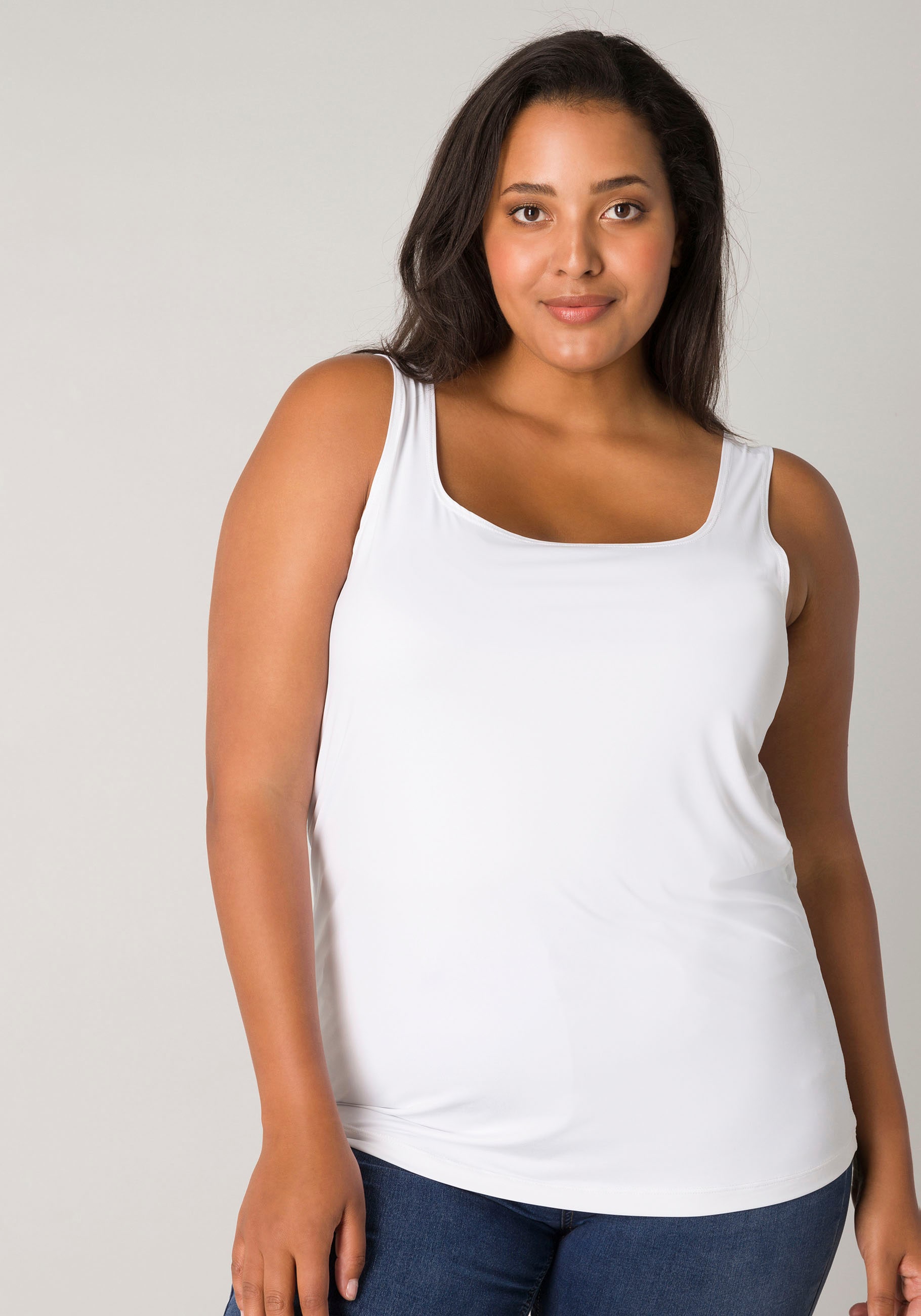 Base Level Curvy Tanktop Base Level Curvy Tanktop von Base Level Curvy