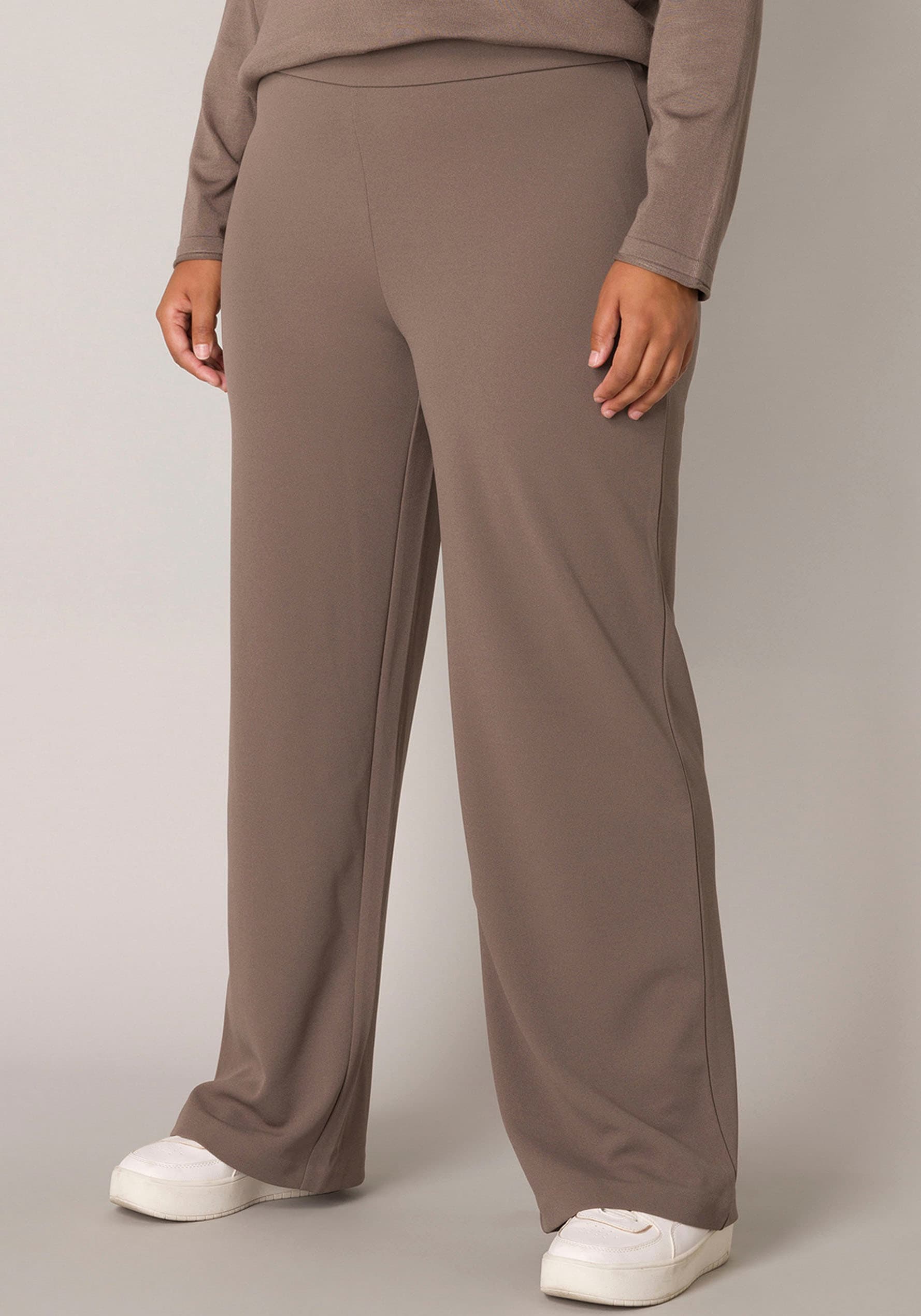 Base Level Curvy Treggings »Arah«, mit elastischem Bund Base Level Curvy Treggings »Arah«, mit elastischem Bund von Base Level Curvy