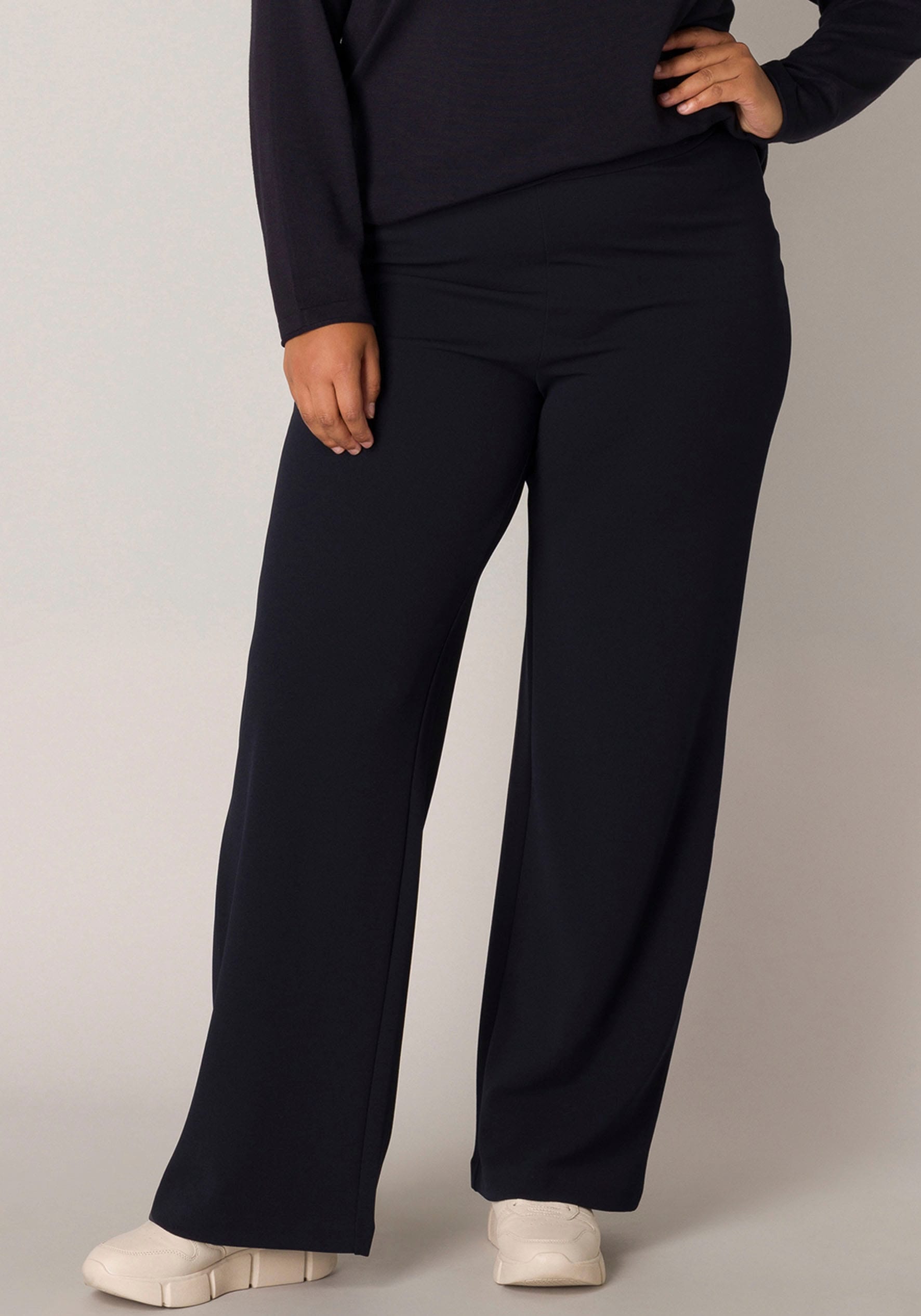 Base Level Curvy Treggings »Arah«, mit elastischem Bund Base Level Curvy Treggings »Arah«, mit elastischem Bund von Base Level Curvy