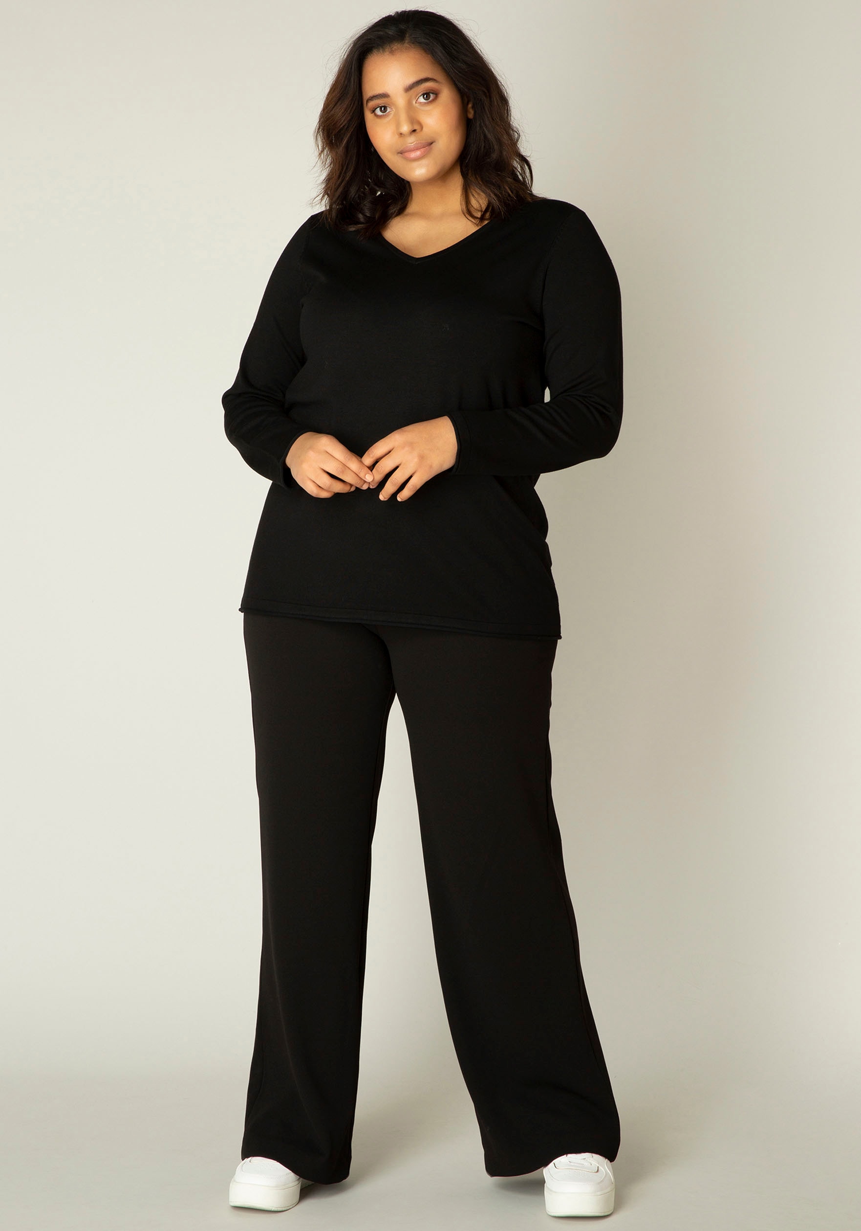 Base Level Curvy V-Ausschnitt-Pullover »Anine« von Base Level Curvy