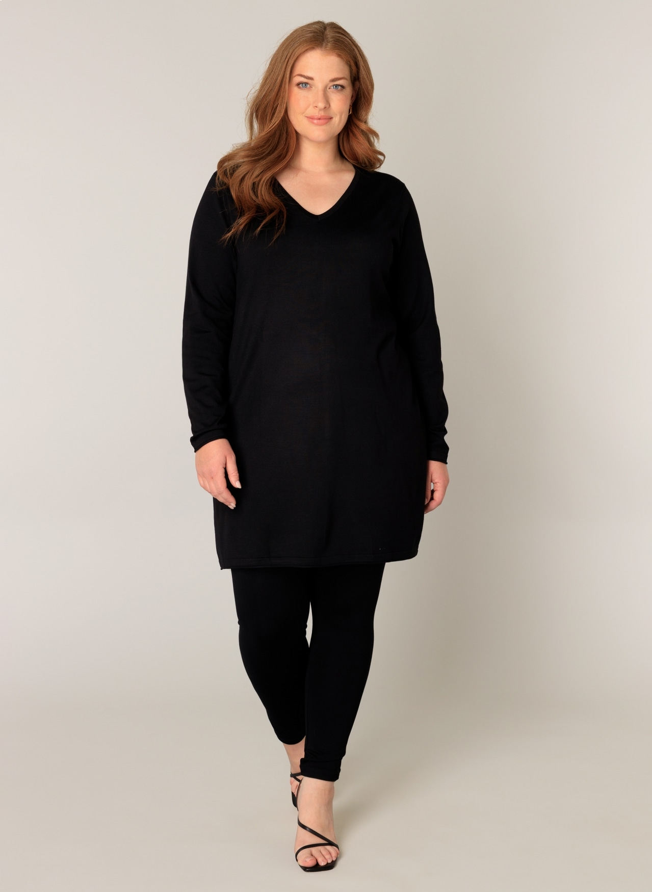 Base Level Curvy V-Ausschnitt-Pullover »BAS-ANINE-LONG«, Feinstrick-Qualität von Base Level Curvy