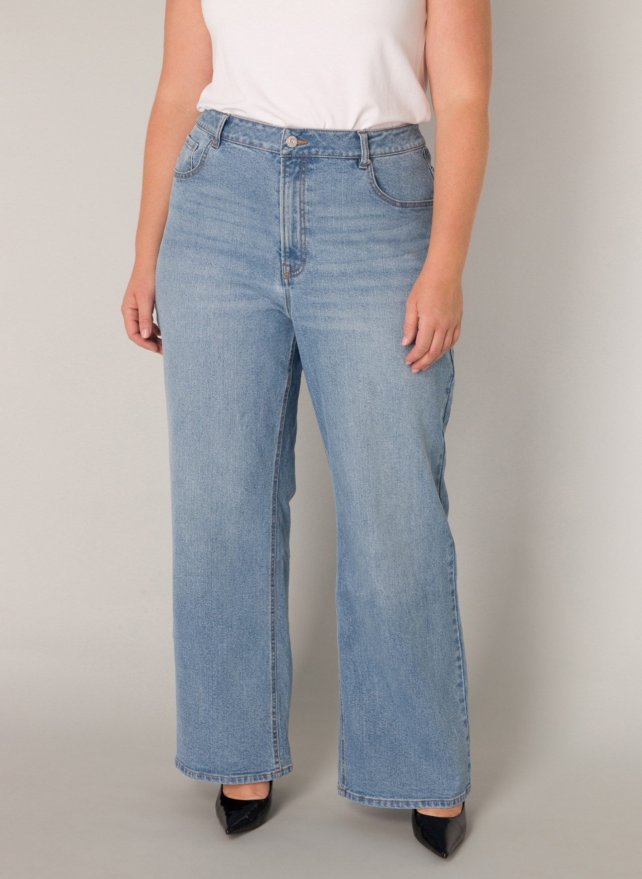 Base Level Curvy Weite Jeans, in grossen Grössen Base Level Curvy Weite Jeans, in grossen Grössen von Base Level Curvy