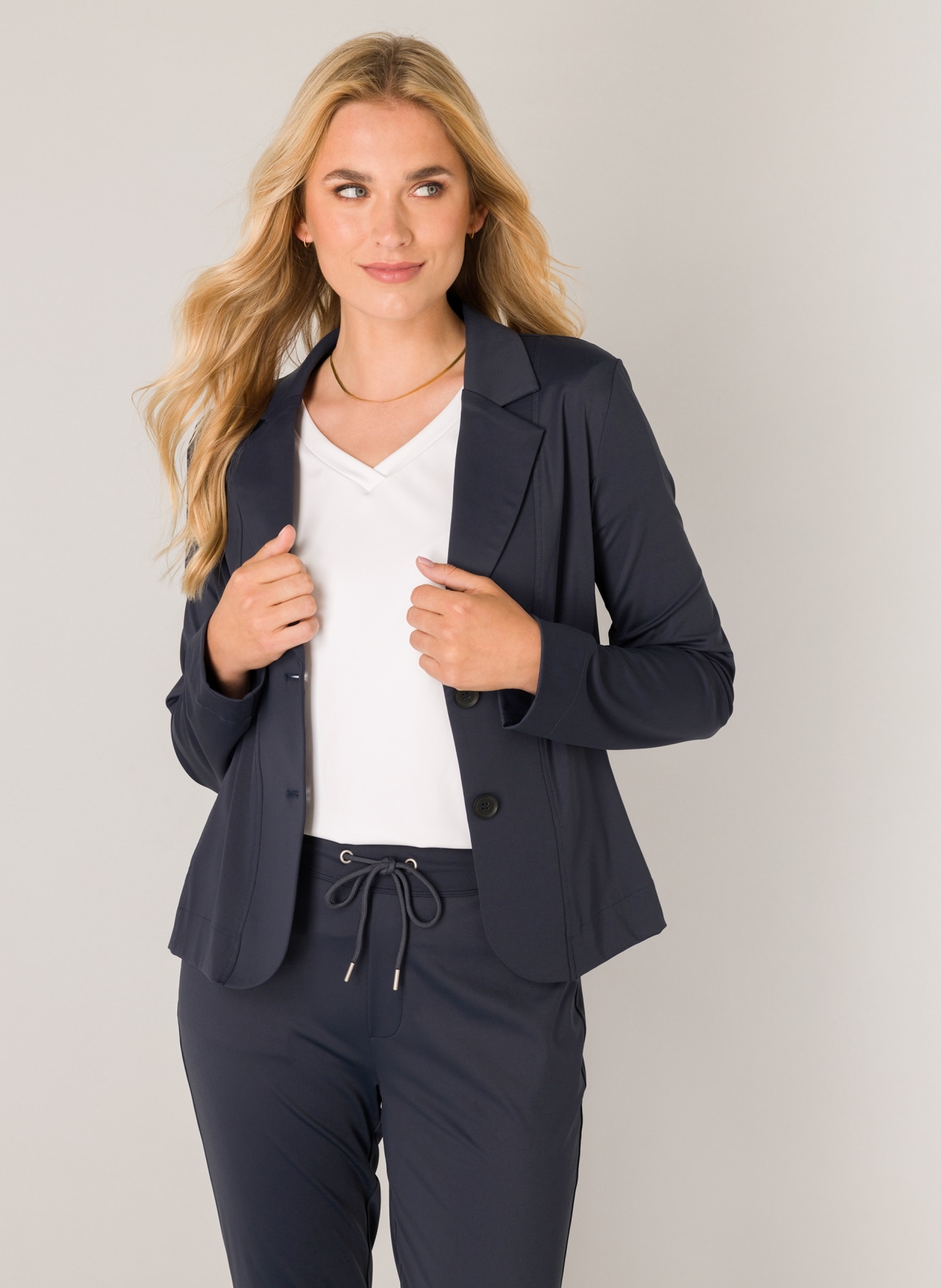 Base Level Jackenblazer »Thea«, mit Stretch Base Level Jackenblazer »Thea«, mit Stretch von Base Level