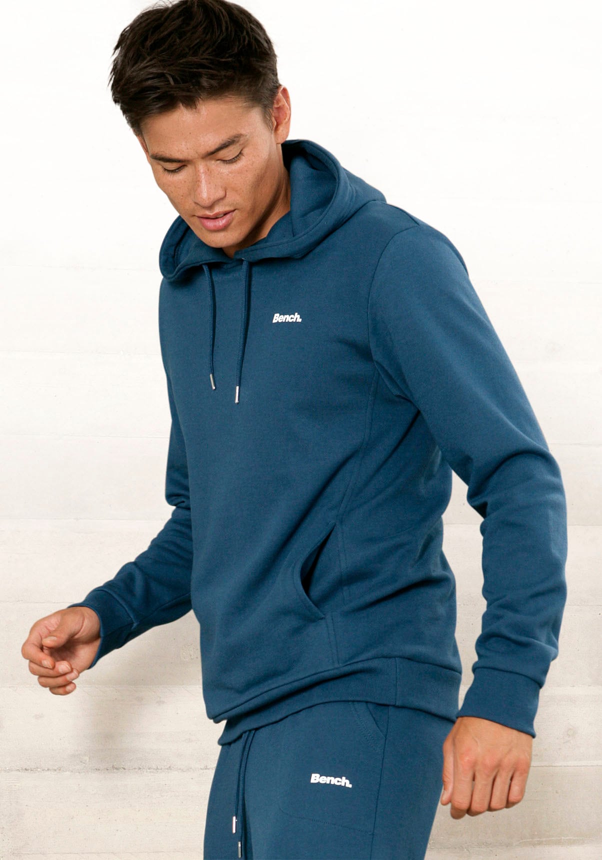 Bench. Loungewear Hoodie, Sweatshirt mit Kapuze und seitlichen Taschen, Baumwollmischung Bench. Loungewear Hoodie, Sweatshirt mit Kapuze und seitlichen Taschen, Baumwollmischung von Bench. Loungewear