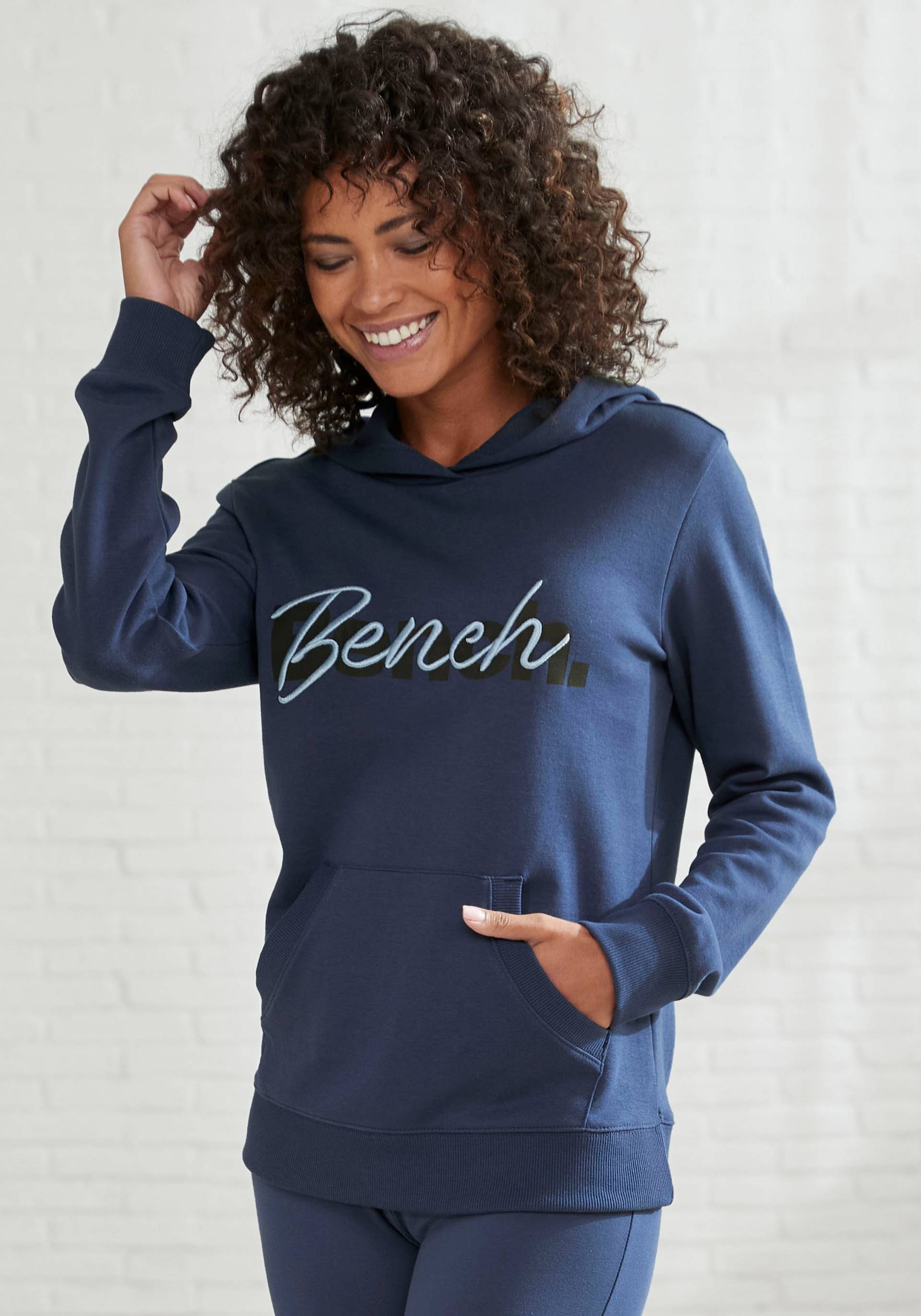 Bench. Loungewear Kapuzensweatshirt von Bench. Loungewear