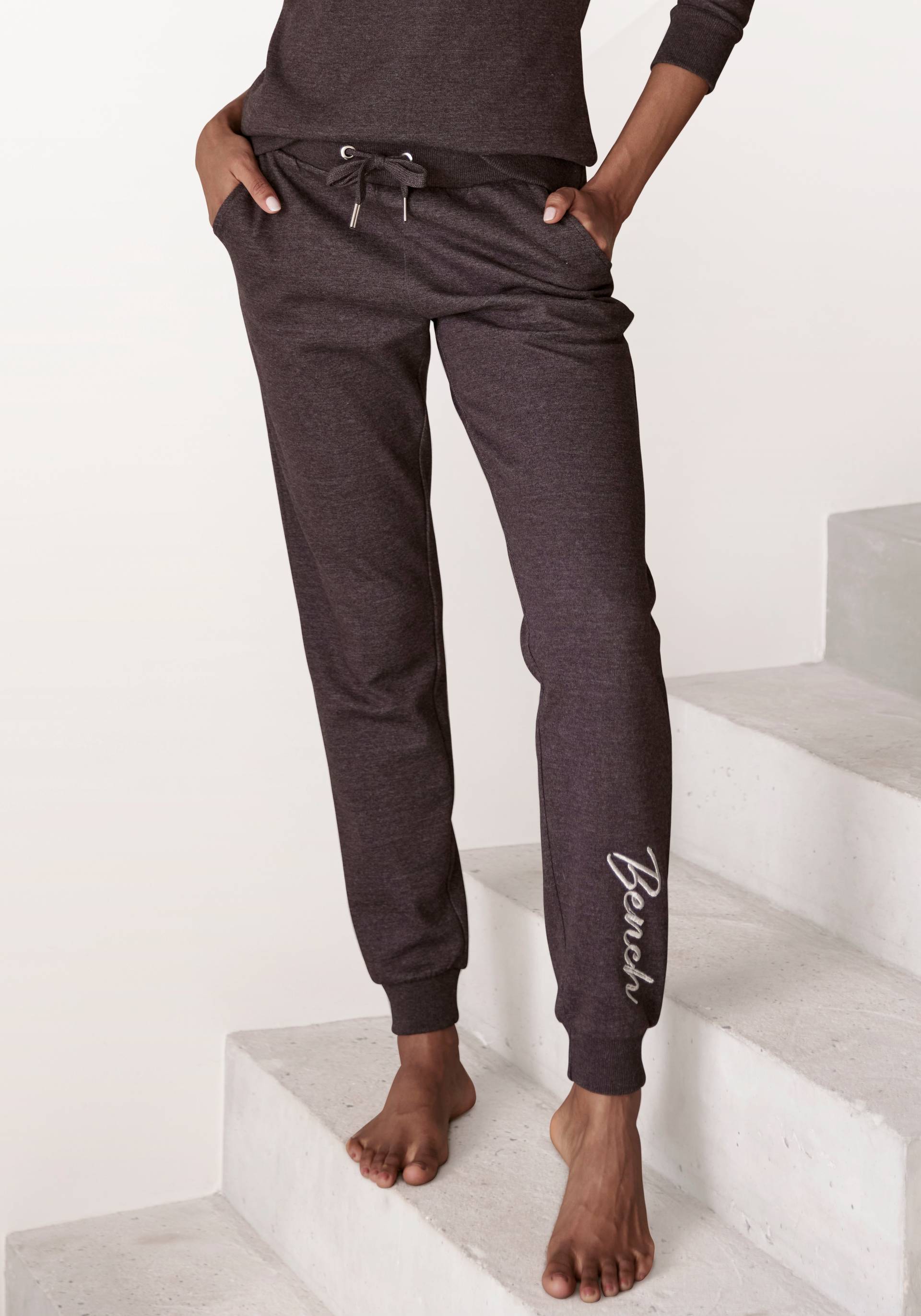 Bench. Loungewear Relaxhose »-Loungehose, Sweathose« von Bench. Loungewear