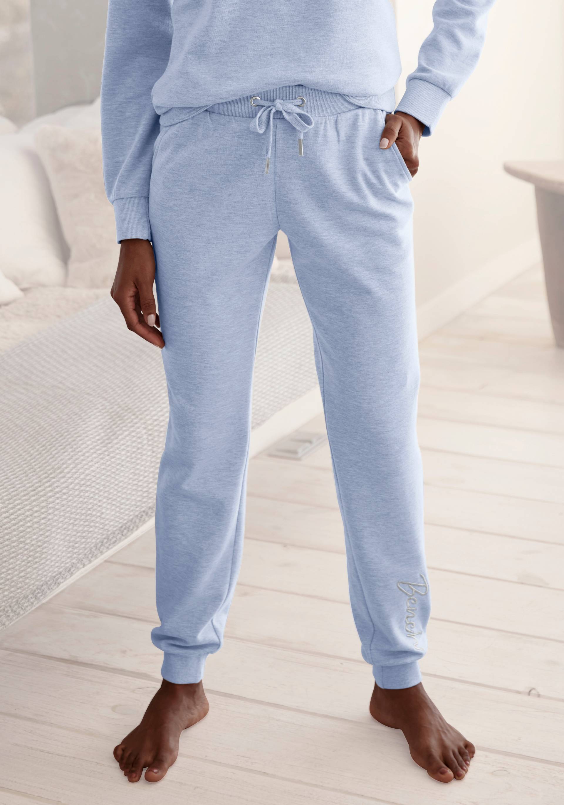 Bench. Loungewear Relaxhose »-Loungehose, Sweathose« von Bench. Loungewear