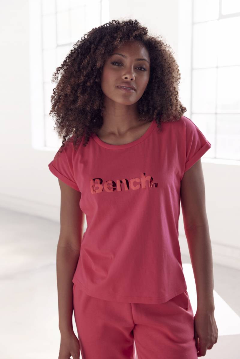 Bench. Loungewear T-Shirt »-Kurzarmshirt, Loungeshirt«, mit glänzendem Logodruck, Loungewear von Bench. Loungewear