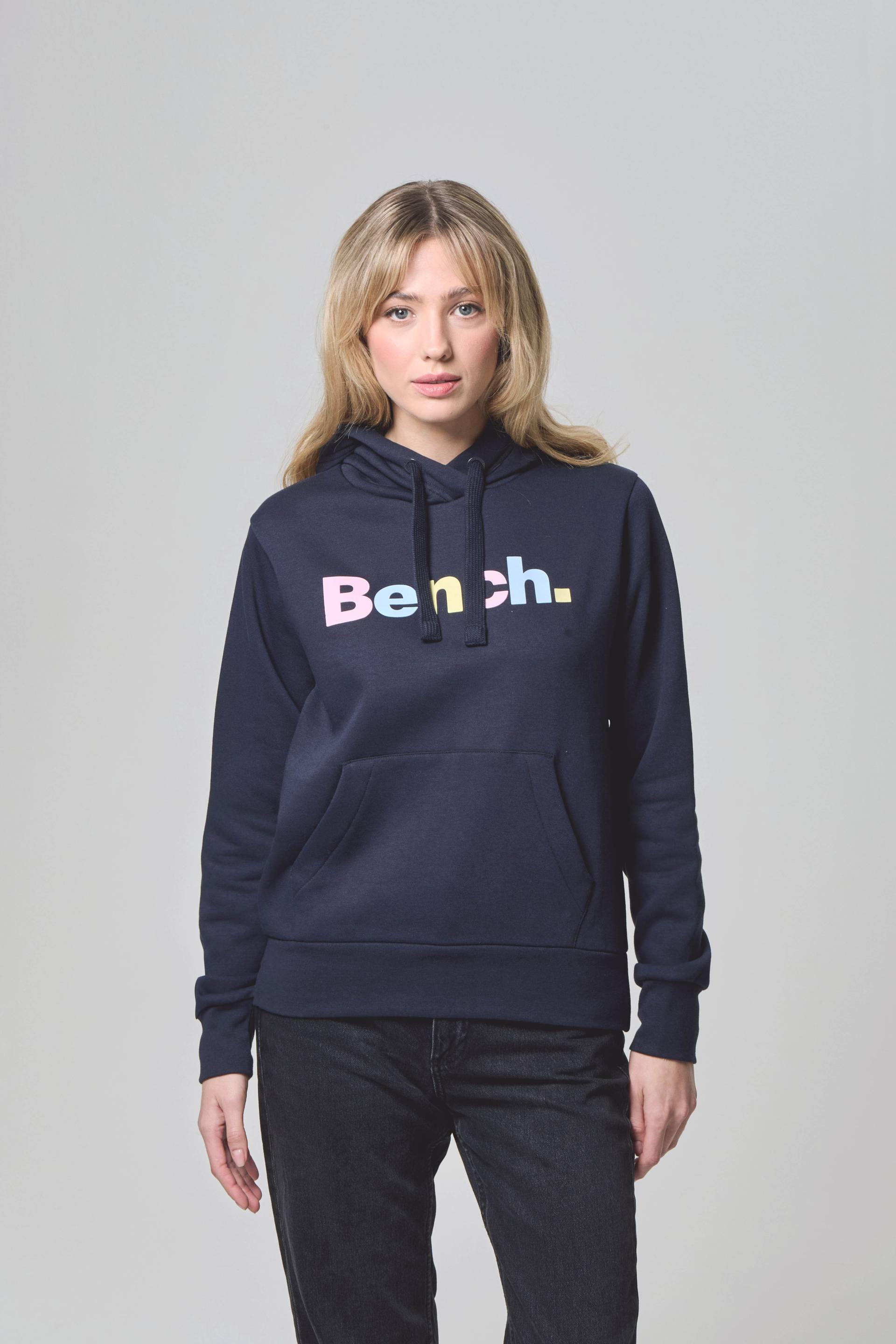Bench. Kapuzensweatshirt »ELIO_HOODY« Bench. Kapuzensweatshirt »ELIO_HOODY« von Bench.