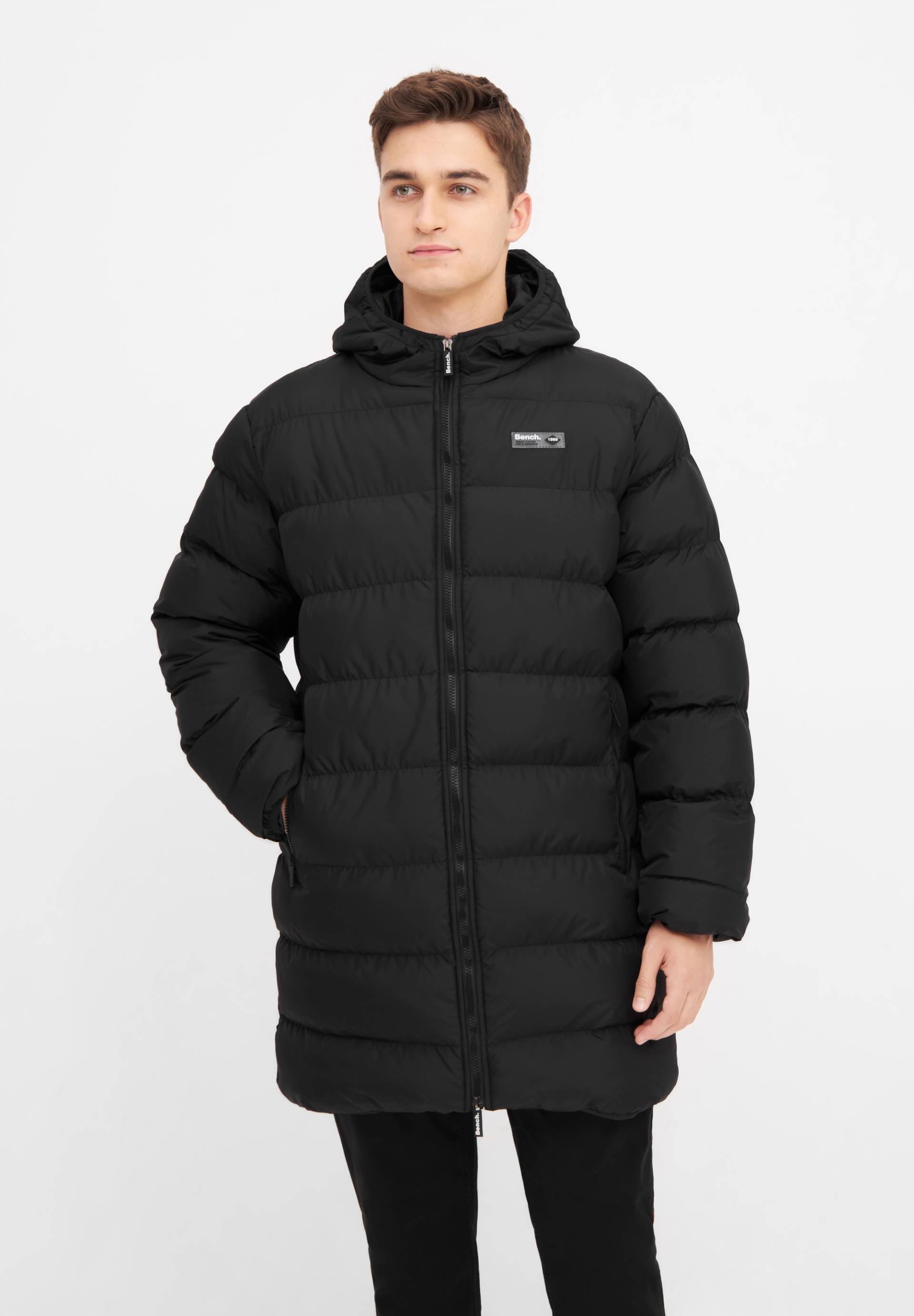 Bench. Steppjacke »ARMANN«, mit Kapuze Bench. Steppjacke »ARMANN«, mit Kapuze von Bench.