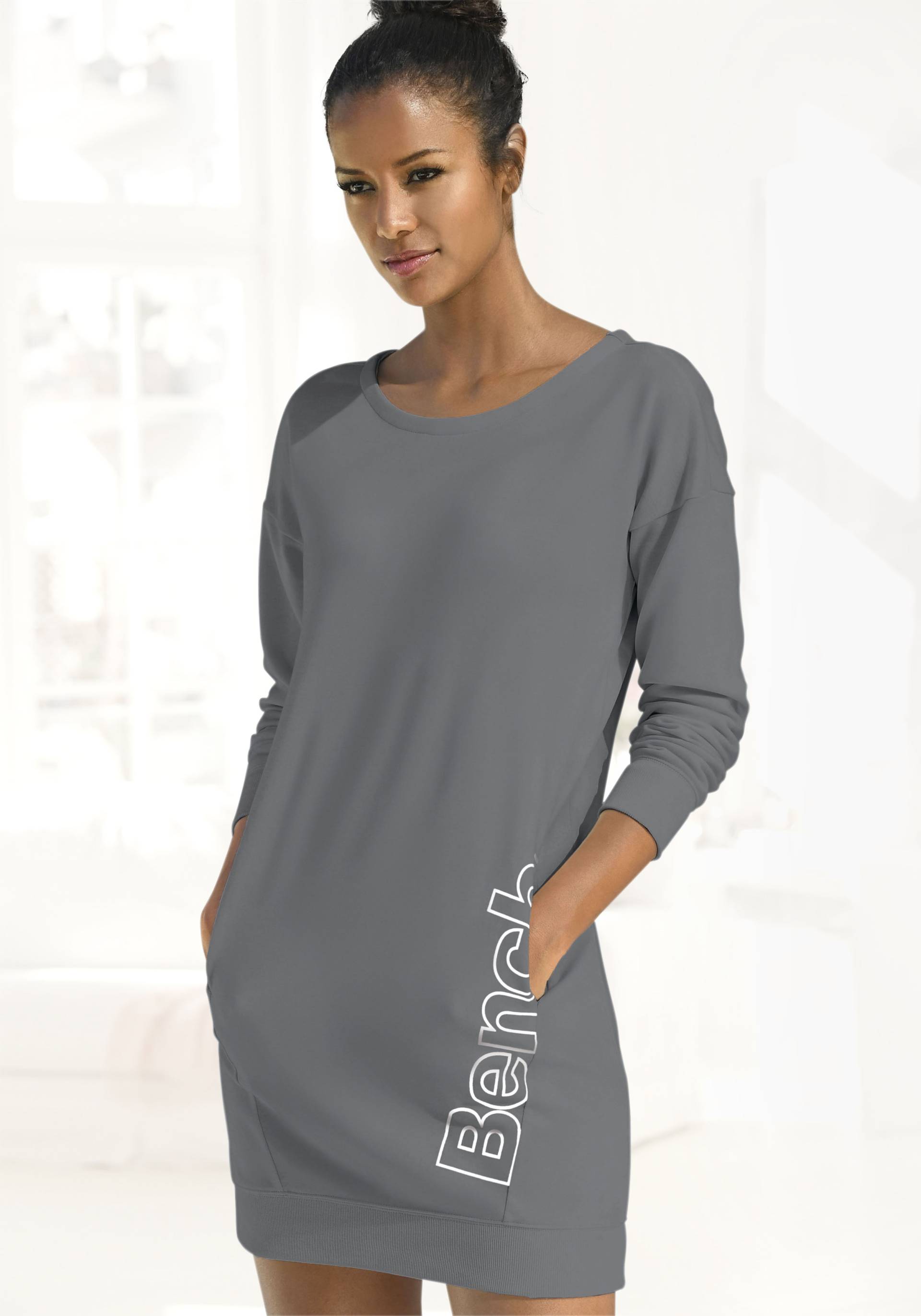 Bench. Loungewear Sweatkleid von Bench. Loungewear