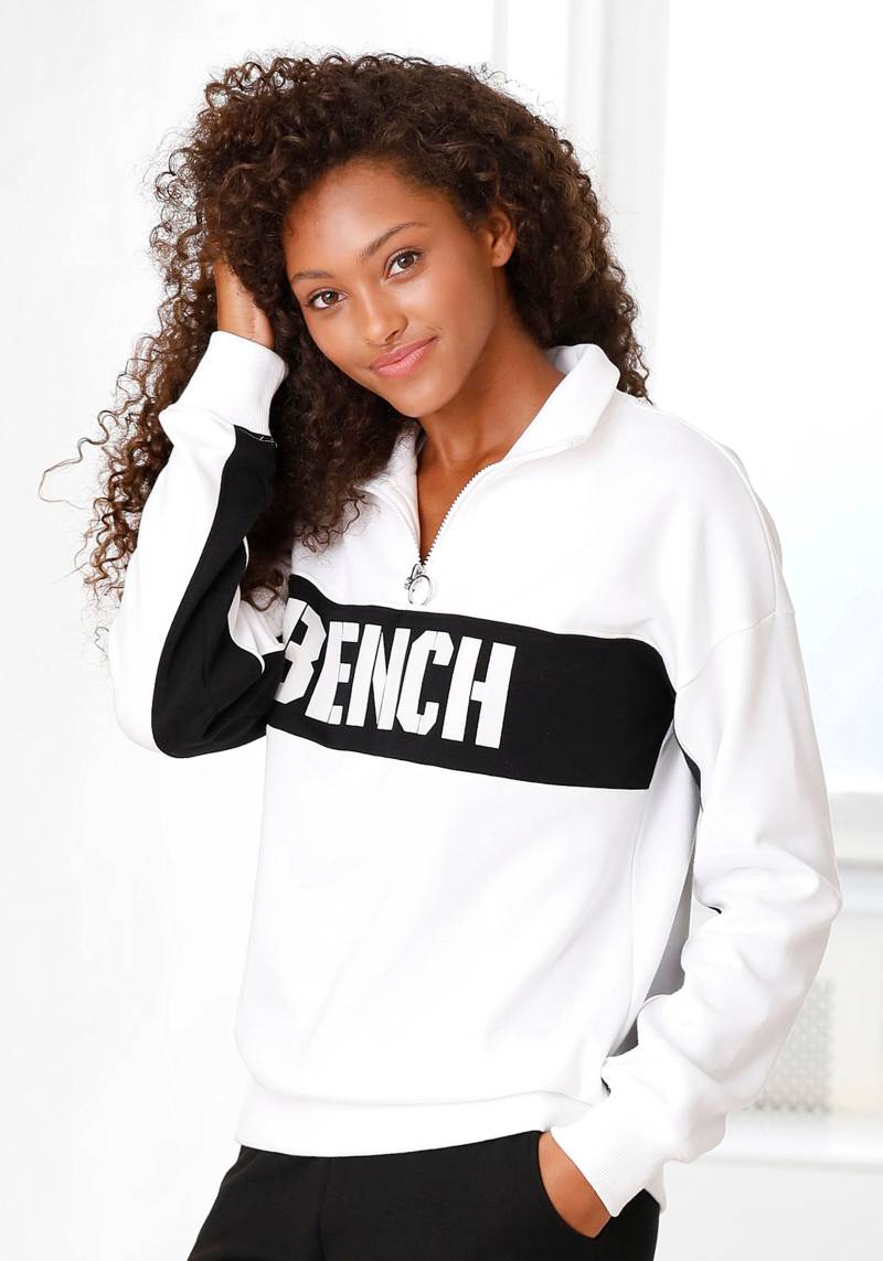 Bench. Sweatshirt, im Color-Blocking Design mit Logoprint, Loungeanzug von Bench.