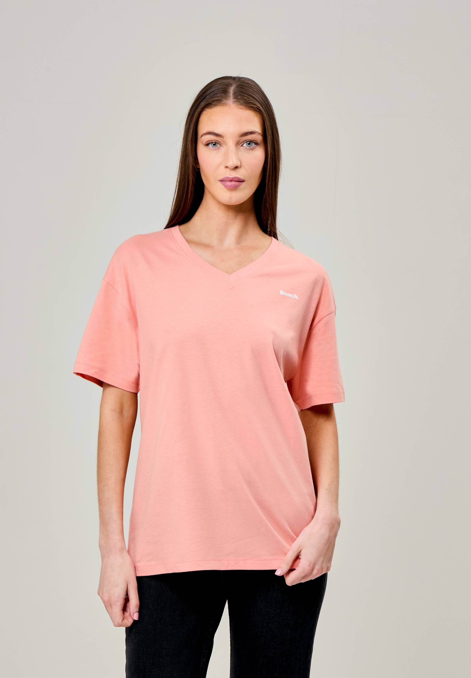 Bench. V-Shirt »HAIZEL« Bench. V-Shirt »HAIZEL« von Bench.