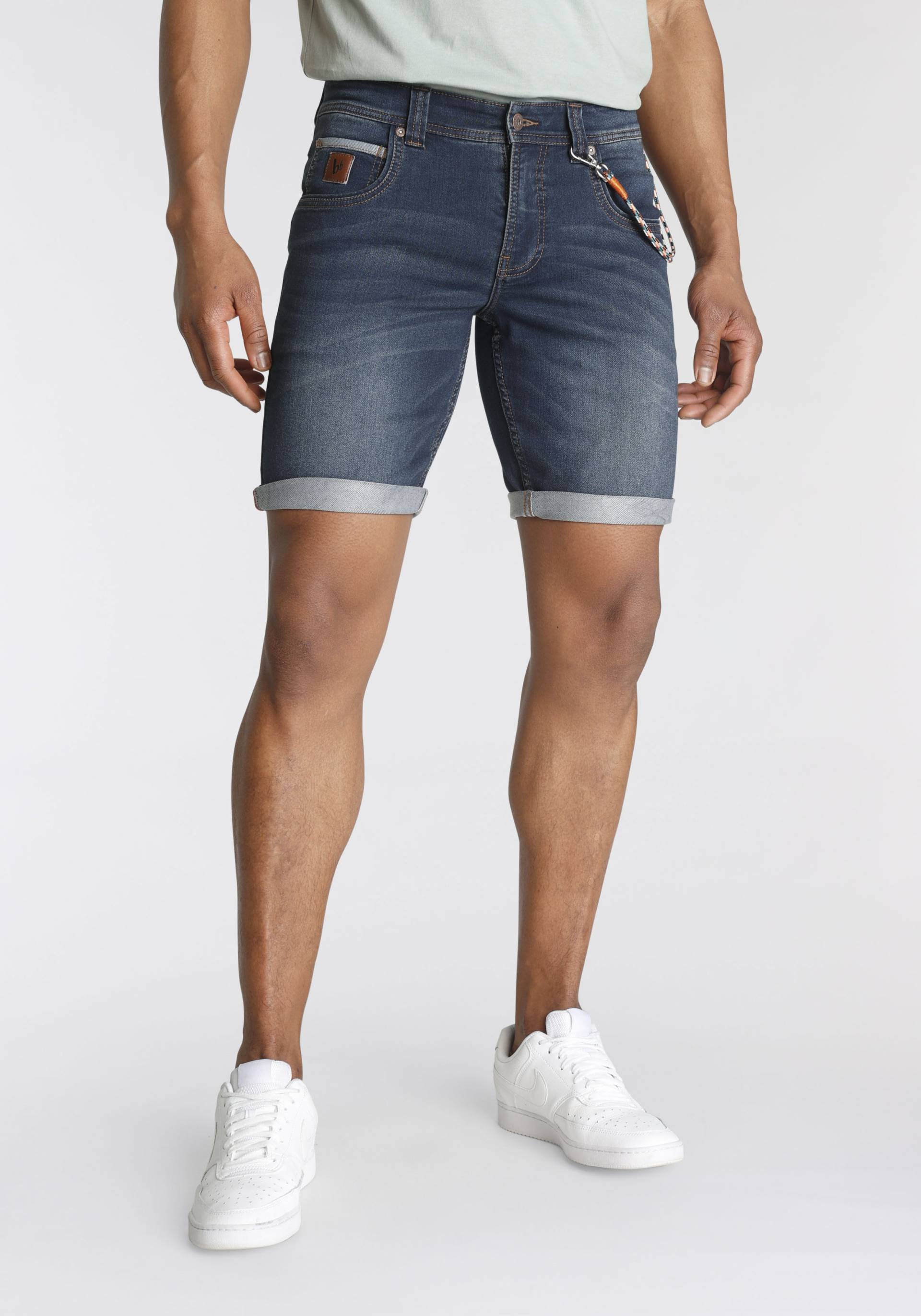 Bruno Banani Jeansshorts, (Set, 2 tlg., mit Band) von Bruno Banani