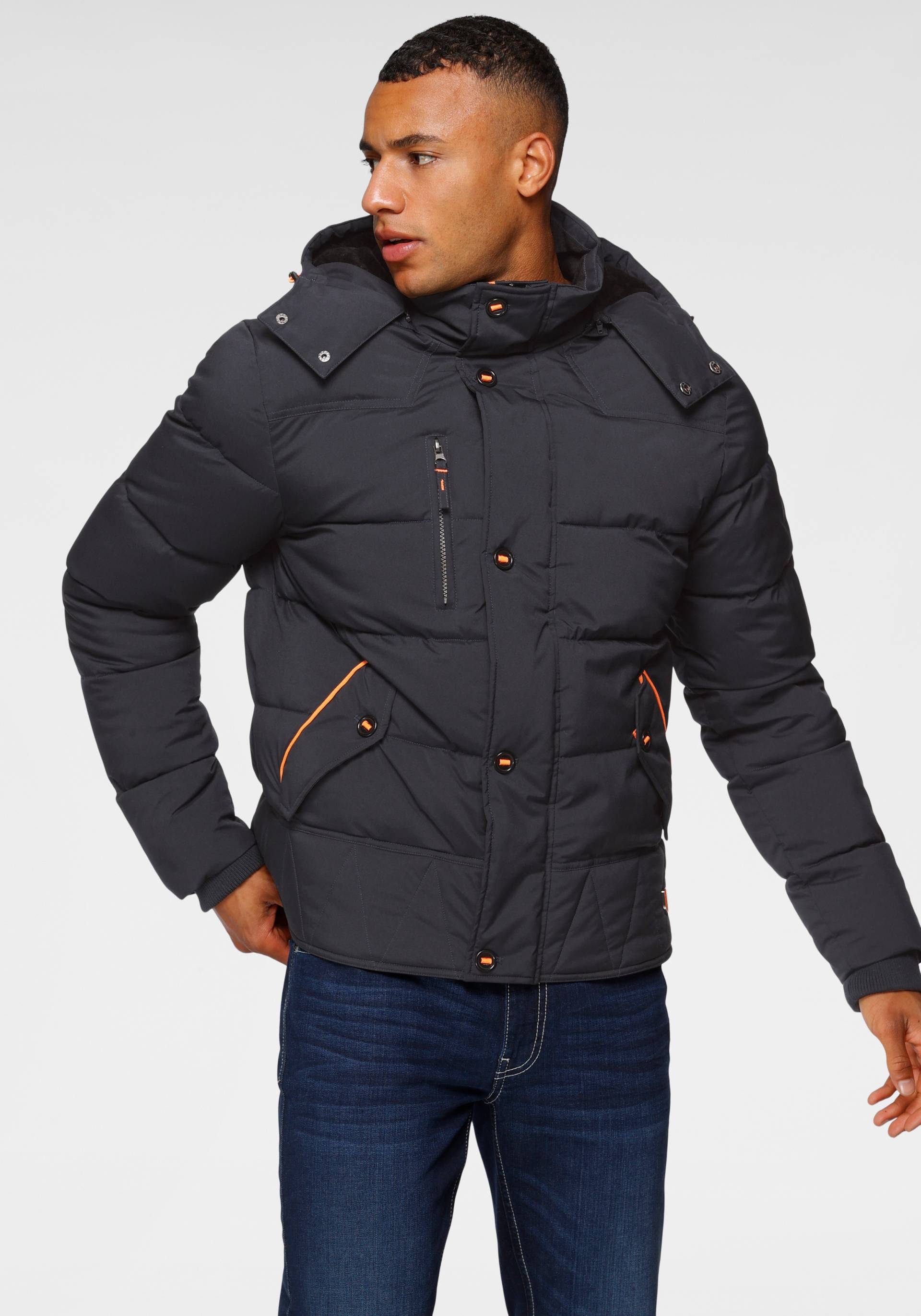 Bruno Banani Steppjacke, mit Kapuze von Bruno Banani