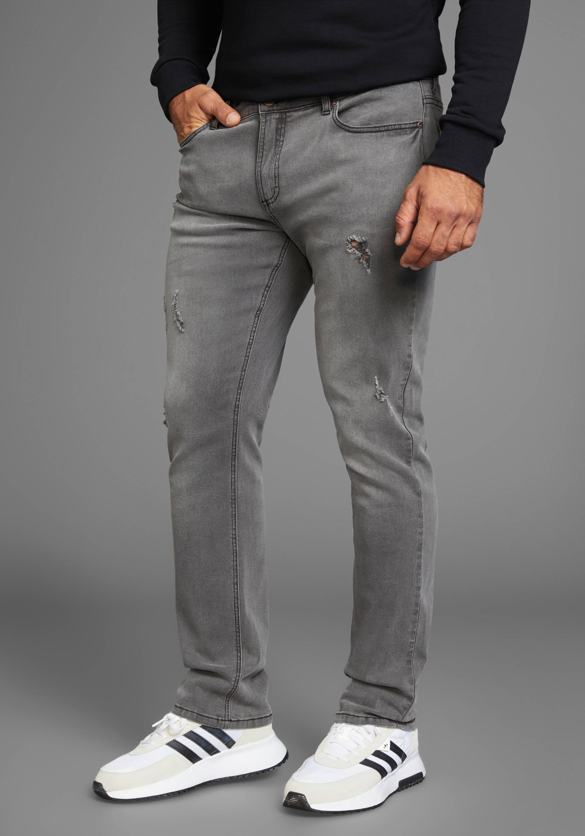 Bruno Banani Straight-Jeans »Hutch«, gerade Beinform, teilweise mit modischen Destroyed-Effekten von Bruno Banani