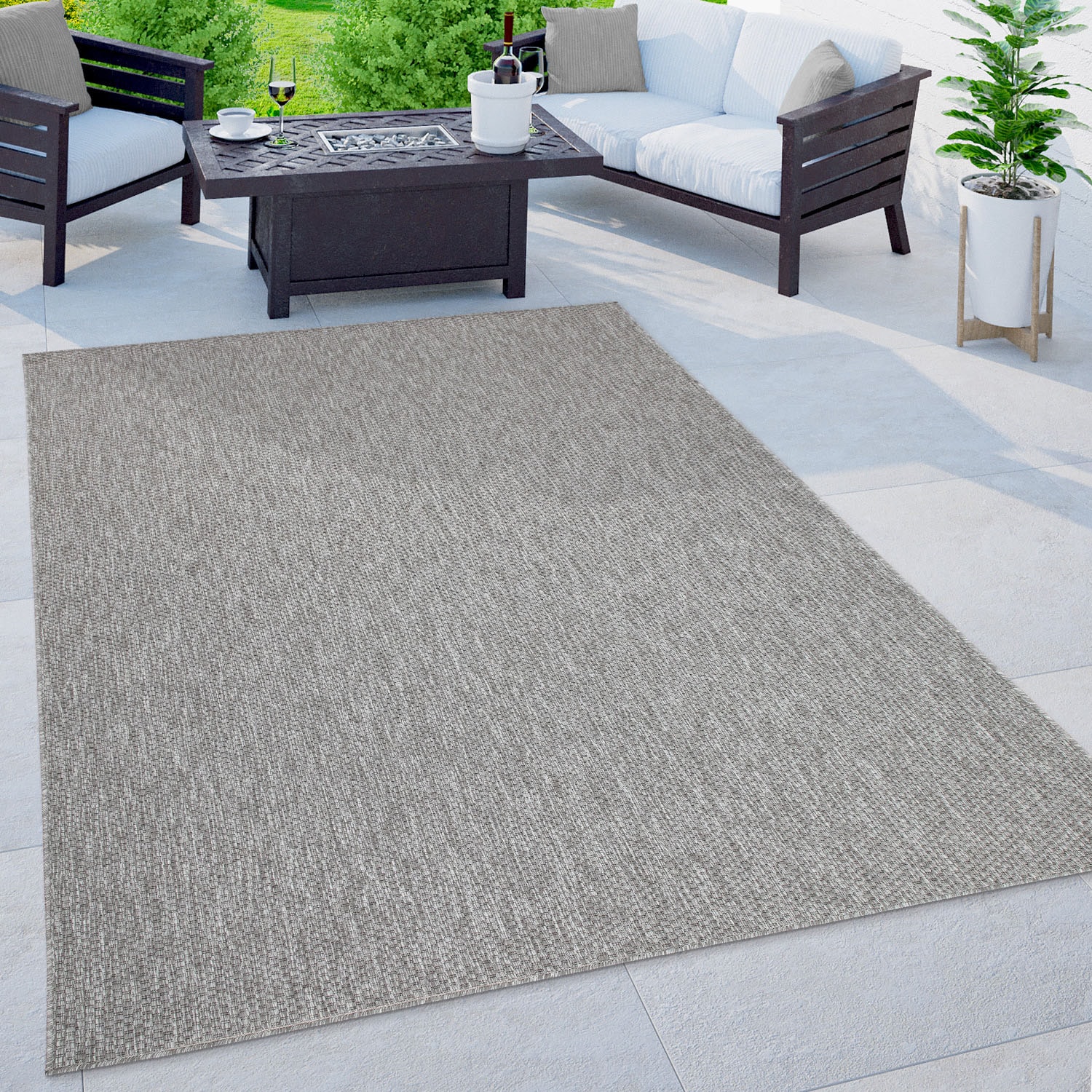 Home affaire Teppich »Venedig«, rechteckig, 5 mm Höhe, In-und Outdoor geeignet,Flachgewebe, Sisal-Optik, Wohnzimmer, Wetterfest & UV-beständig, für Balkon, Terrasse und Wintergarten, besonders flach, auch für Küche, Esszimmer und Wohnzimmer geeignet Home affaire Teppich »Venedig«, rechteckig, 5 mm Höhe, In-und Outdoor geeignet,Flachgewebe, Sisal-Optik, Wohnzimmer, Wetterfest & UV-beständig, für Balkon, Terrasse und Wintergarten, besonders flach, auch für Küche, Esszimmer und Wohnzimmer geeignet von Bruno Banani