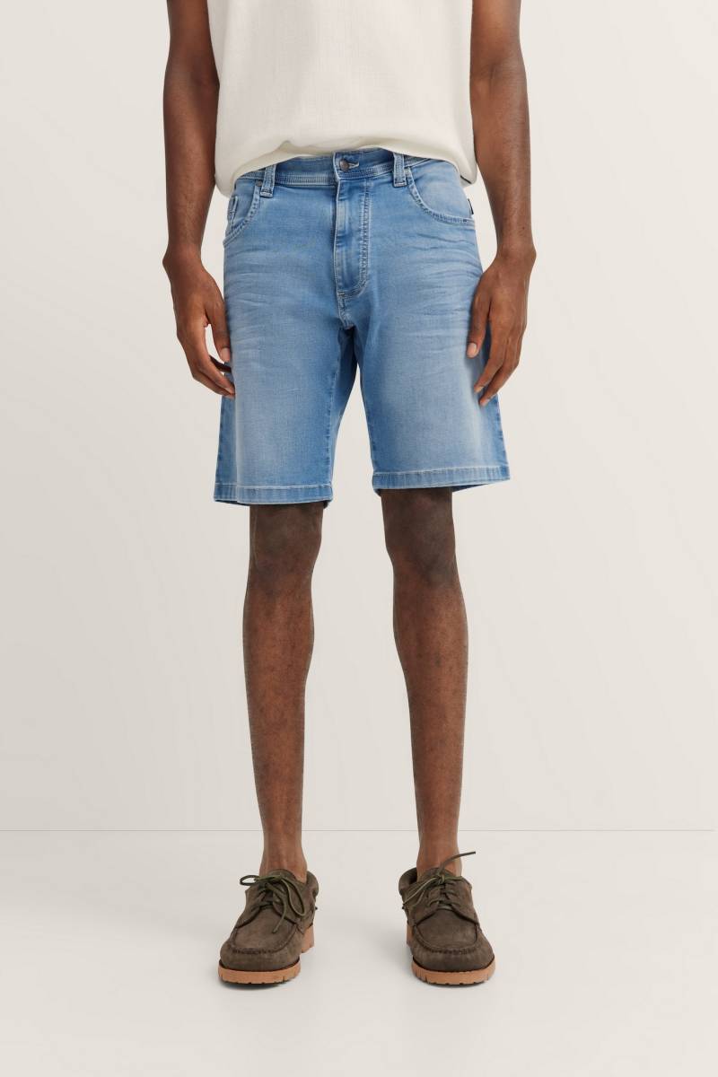 bugatti Bermudas, im Used-Wash-Design von Bugatti