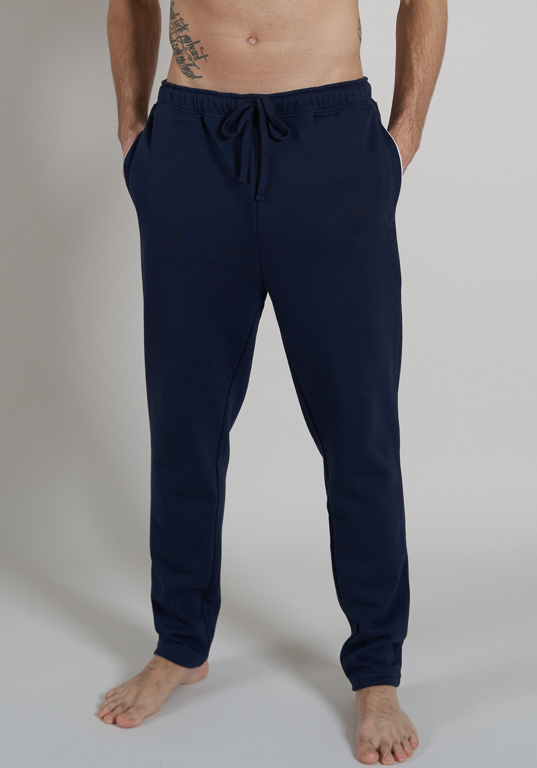 bugatti Pyjamahose, (1 tlg.), mit lässigem Schnitt bugatti Pyjamahose, (1 tlg.), mit lässigem Schnitt von Bugatti