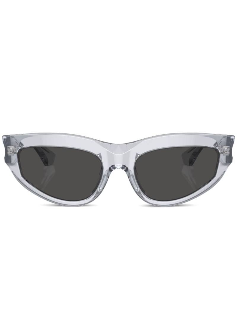 Burberry Eyewear transparent cat-eye sunglasses - Grey von Burberry Eyewear