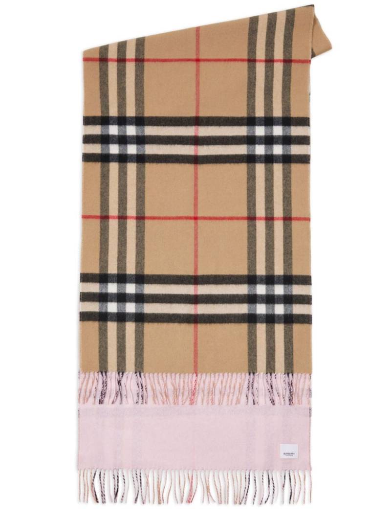 Burberry reversible check cashmere scarf - Pink von Burberry