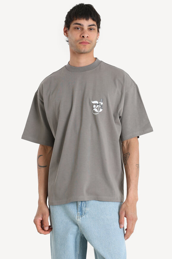 Burocs Rose Wreath Oversize T-Shirt | Charcoal Grey | Herren | M Burocs Rose Wreath Oversize T-Shirt | Charcoal Grey | Herren | M von Burocs
