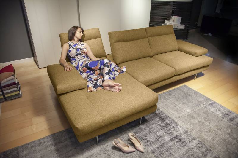 CALIA ITALIA Ecksofa »Toby Wing, Komfortsofa der Extraklasse, bequem, L-Form«, inklusive Sitztiefenverstellung, Füsse in chrom glänzend von CALIA ITALIA