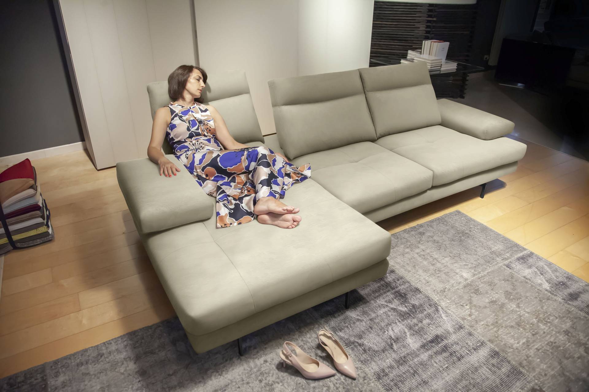 CALIA ITALIA Ecksofa »Toby Wing, L-Form, Multifunktionssofa, edel und bequem«, inkl. Sitztiefenverstellung und Armlehnfunktion, Füsse in schwarz matt CALIA ITALIA Ecksofa »Toby Wing, L-Form, Multifunktionssofa, edel und bequem«, inkl. Sitztiefenverstellung und Armlehnfunktion, Füsse in schwarz matt von CALIA ITALIA