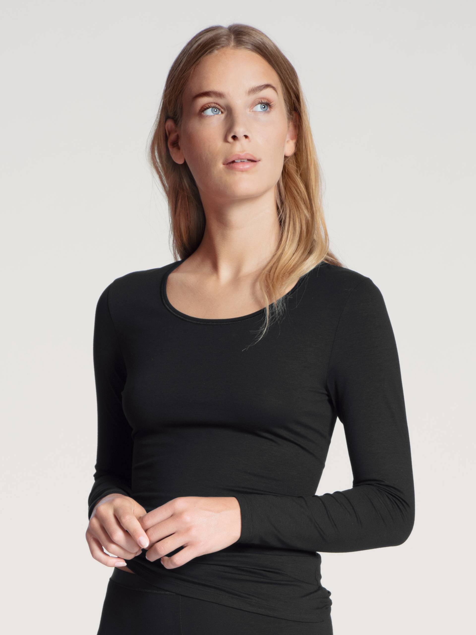 CALIDA Longsleeve »Natural Comfort«, mit flacher Nahtverarbeitung an Dekolleté und Taille von CALIDA