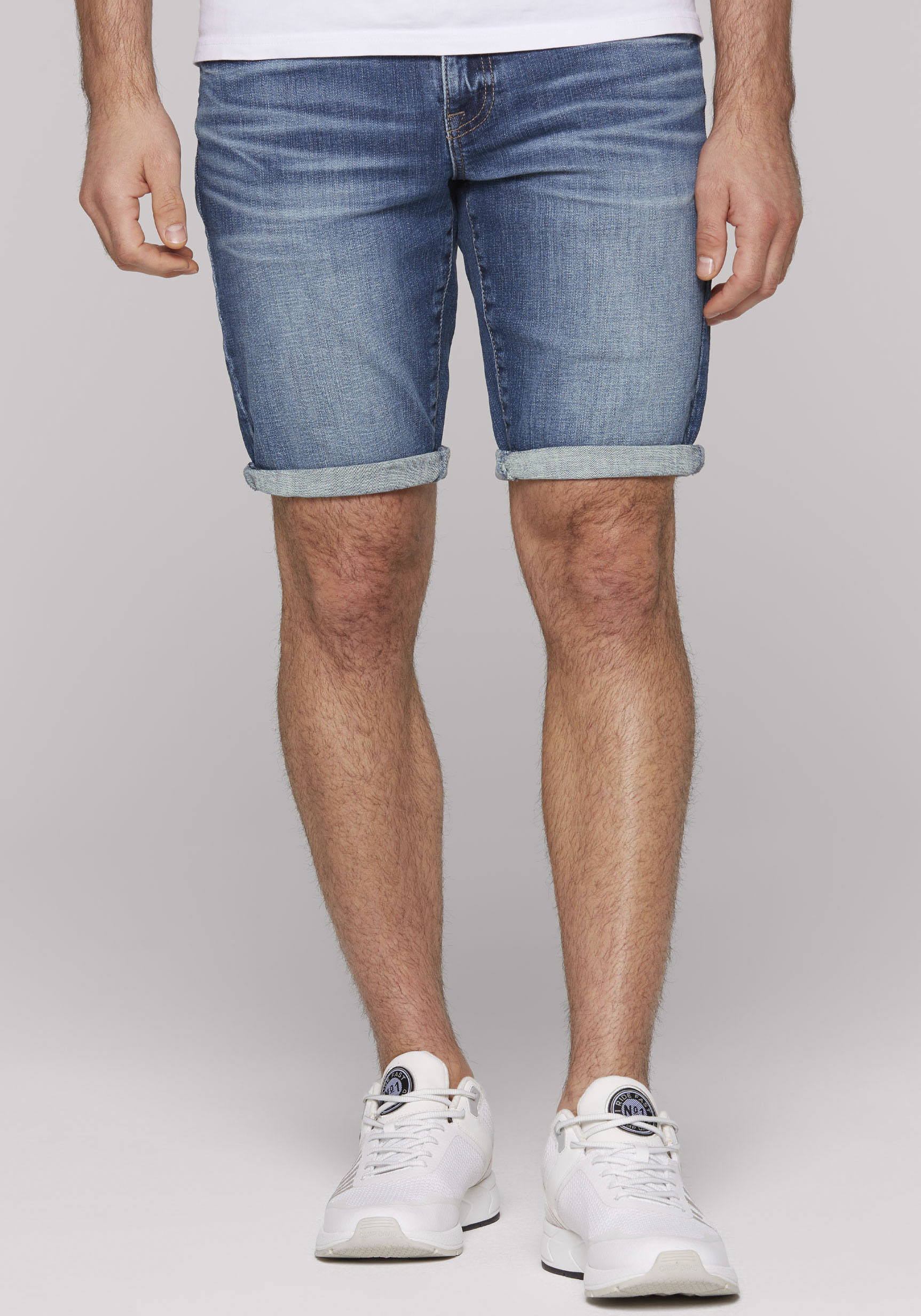 CAMP DAVID Shorts, in kniefreier Länge CAMP DAVID Shorts, in kniefreier Länge von CAMP DAVID