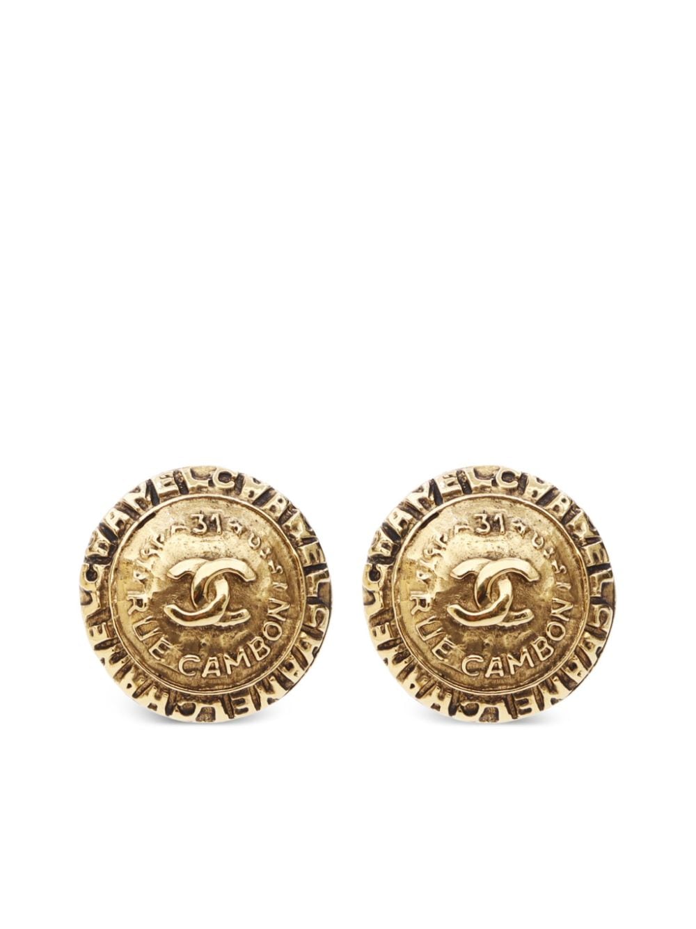 CHANEL Pre-Owned 1981-1985 CC logo-engraved clip-on earrings - Gold von CHANEL Pre-Owned