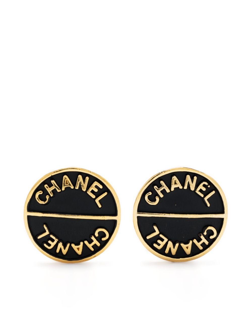 CHANEL Pre-Owned 1990s logo-embossed clip-on earrings - Black von CHANEL Pre-Owned