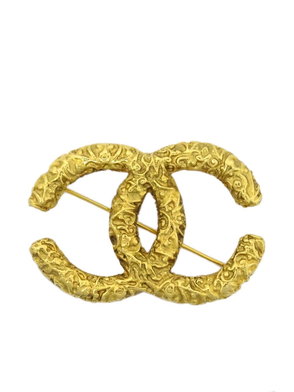 CHANEL Pre-Owned 1993 embossed-detailing CC brooch - Gold von CHANEL Pre-Owned