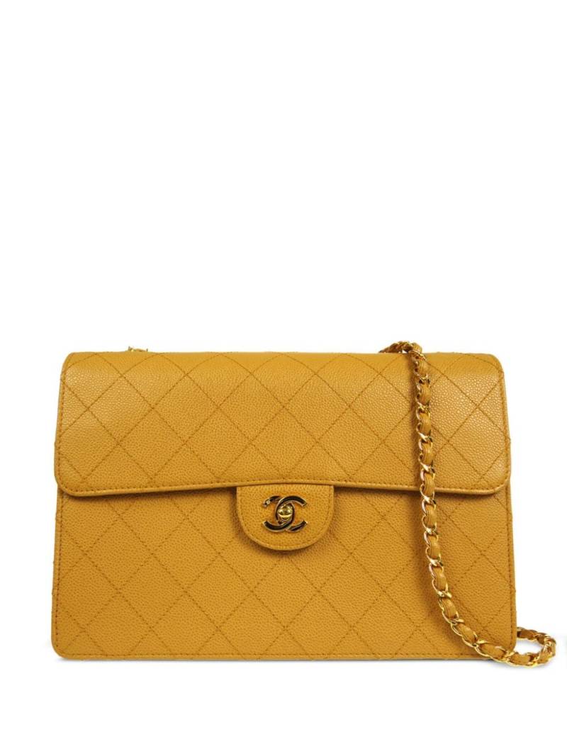 CHANEL Pre-Owned 1998 Classic Flap Jumbo shoulder bag - Yellow von CHANEL Pre-Owned