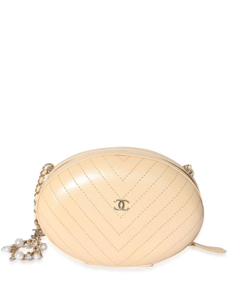 CHANEL Pre-Owned 2018/2019 City Evening shoulder bag - Neutrals von CHANEL Pre-Owned