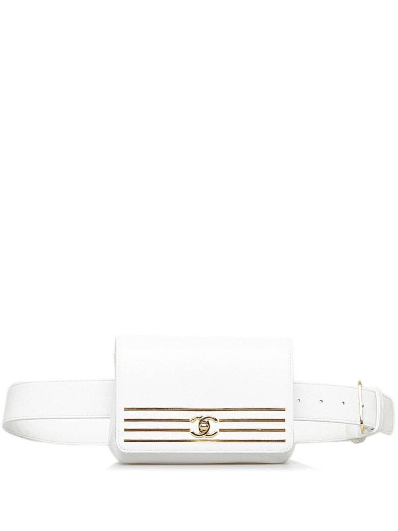 CHANEL Pre-Owned Captain leather belt bag - White von CHANEL Pre-Owned