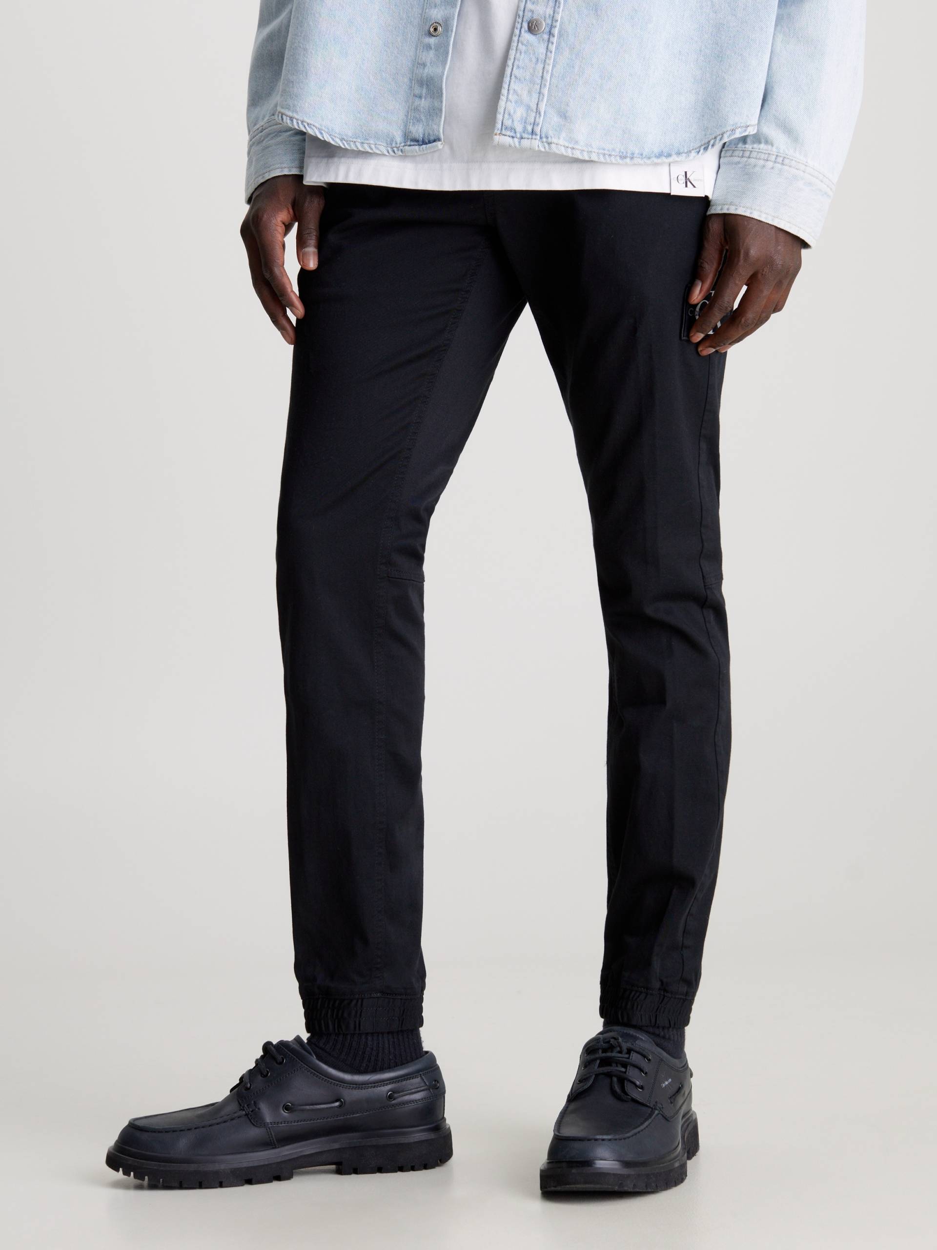 Calvin Klein Jeans Jogginghose »SKINNY MONOLOGO BADGE CHINO« von Calvin Klein Jeans