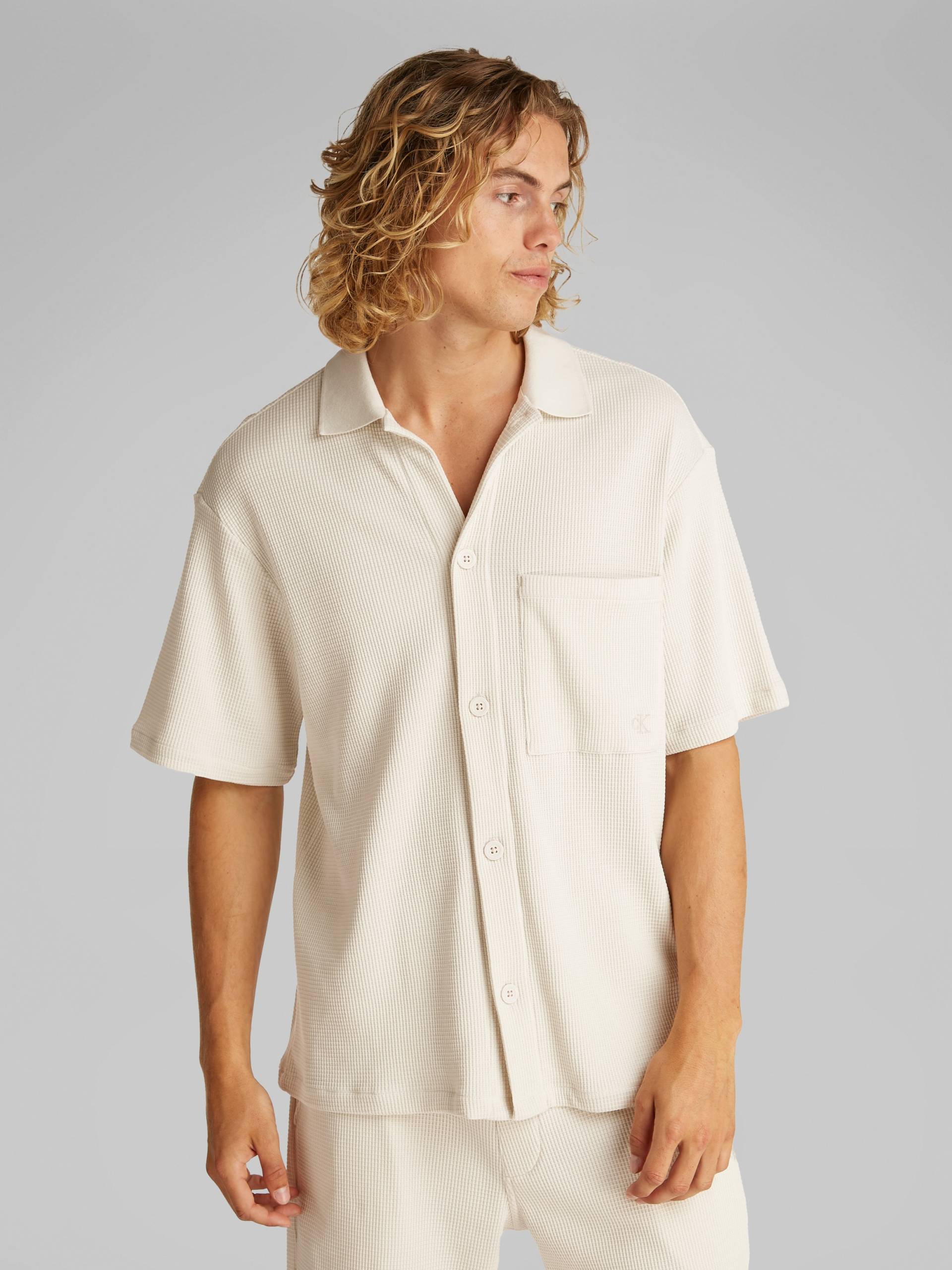 Calvin Klein Jeans Kurzarmhemd »CHUNKY WAFFLE SS HWK OVERSHIRT«, in Waffeloptik Calvin Klein Jeans Kurzarmhemd »CHUNKY WAFFLE SS HWK OVERSHIRT«, in Waffeloptik von Calvin Klein Jeans