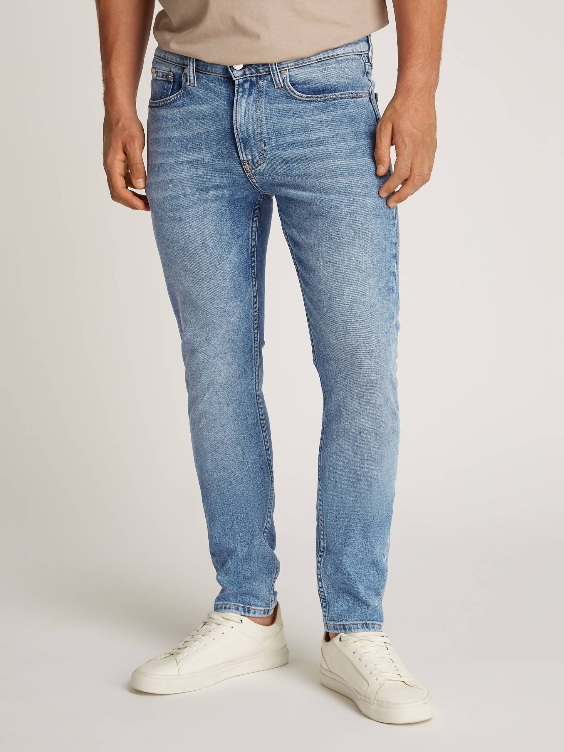 Calvin Klein Jeans Slim-fit-Jeans »SLIM TAPER«, Coinpocket, Logostickerei Calvin Klein Jeans Slim-fit-Jeans »SLIM TAPER«, Coinpocket, Logostickerei von Calvin Klein Jeans
