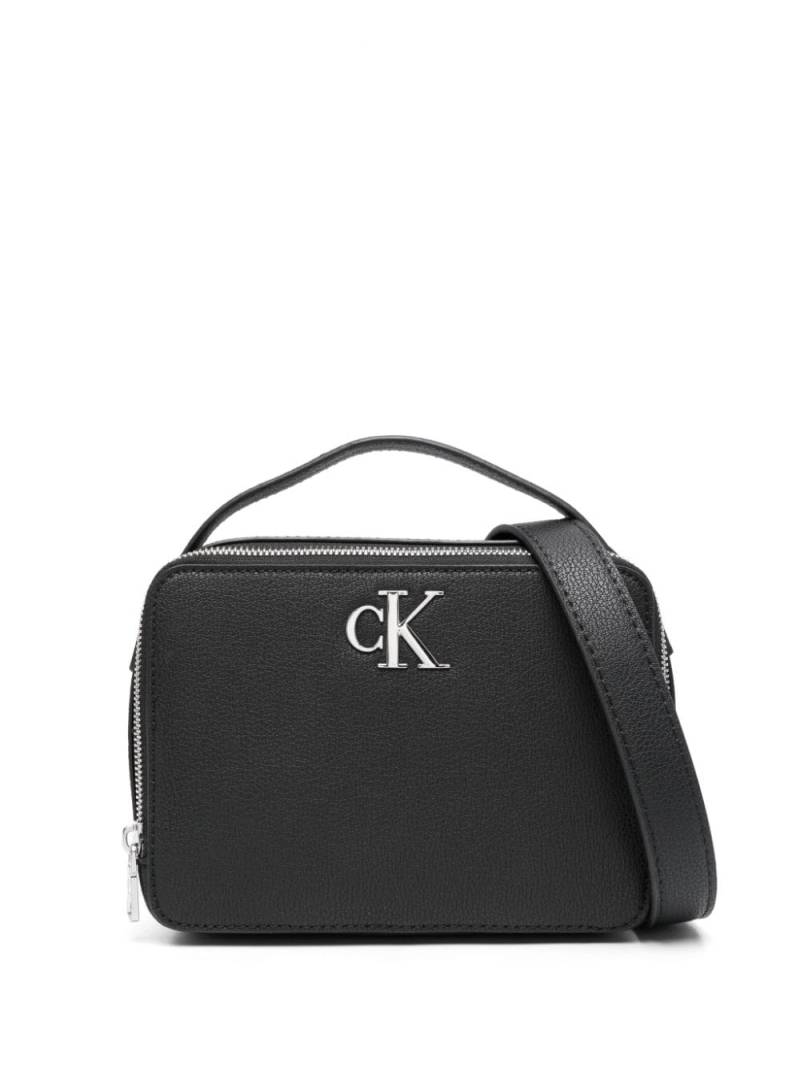 Calvin Klein Jeans logo-embossed grained crossbody bag - Black von Calvin Klein Jeans