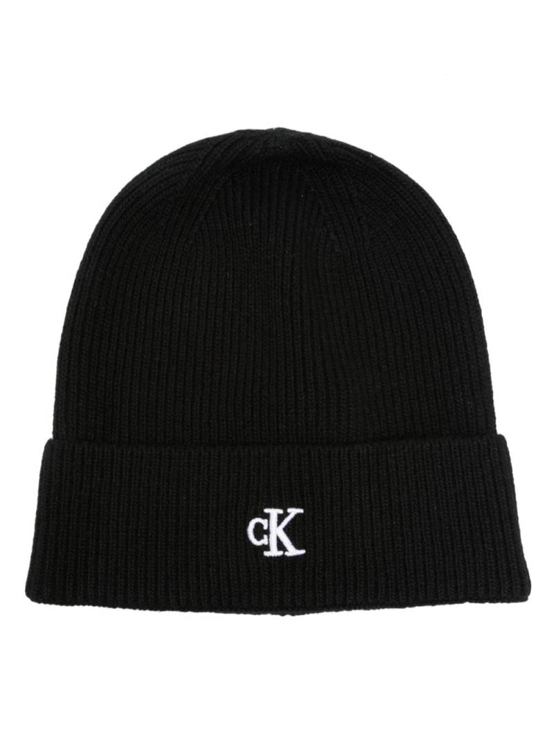 Calvin Klein Jeans logo-embroidery beanie - Black von Calvin Klein Jeans