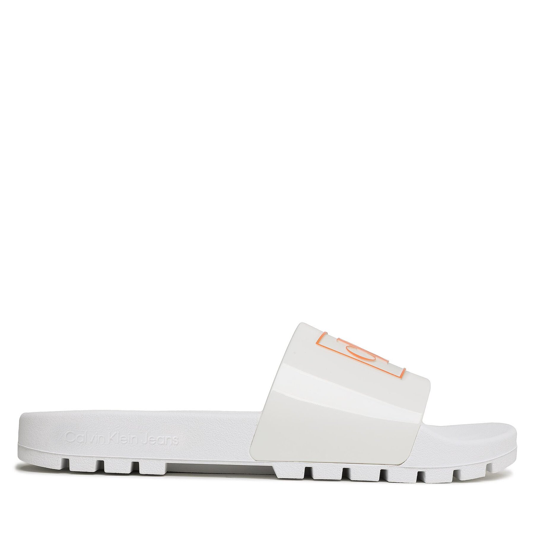 Pantoletten Calvin Klein Jeans Truck Monogram Rubber M YM0YM00591 White/Firecracker 0LC von Calvin Klein Jeans