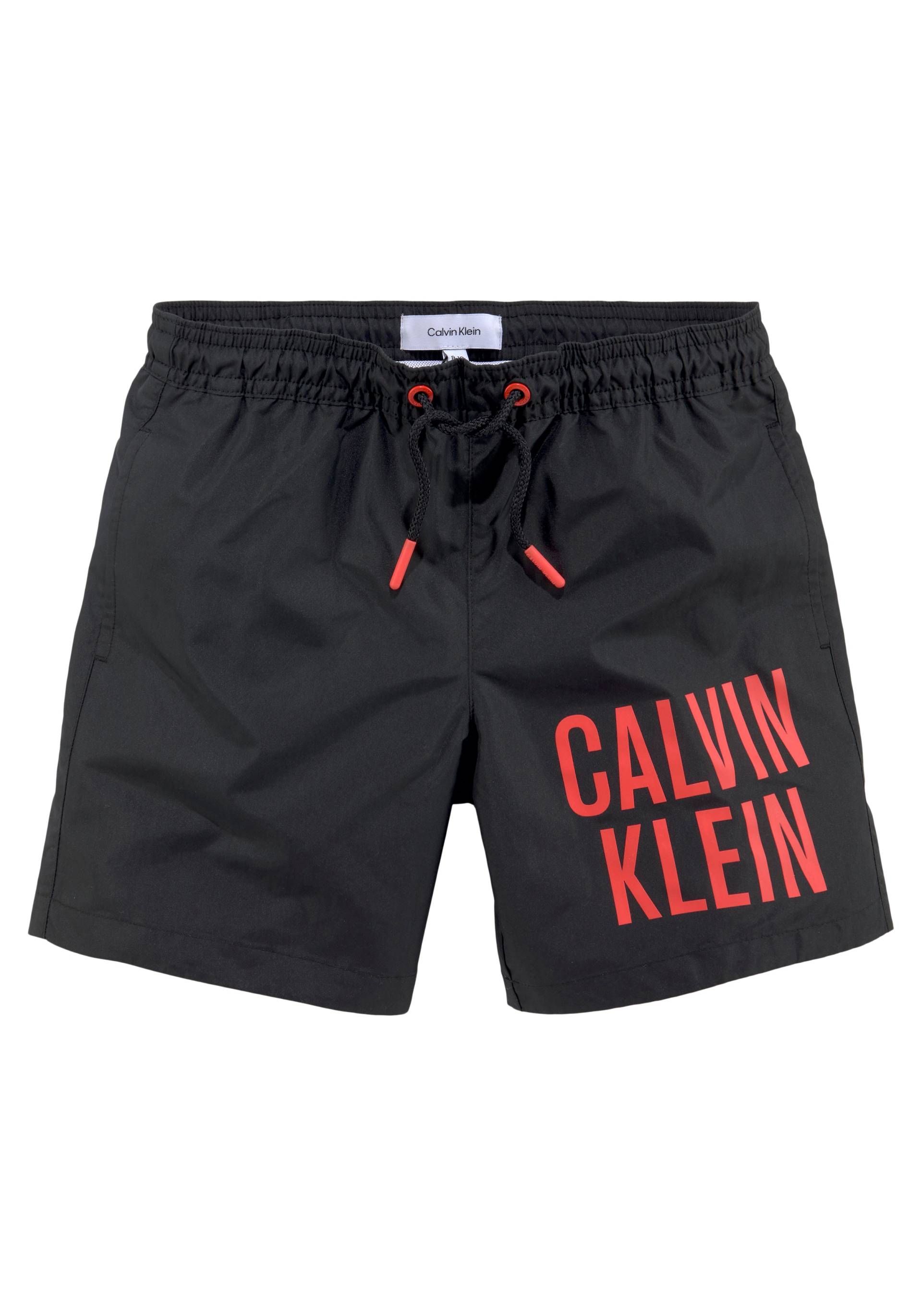 Calvin Klein Swimwear Badeshorts »MEDIUM DRAWSTRING«, Kinder bis 16 Jahre, elastischer Bund mit Kordel, Logoschriftzug von Calvin Klein Swimwear