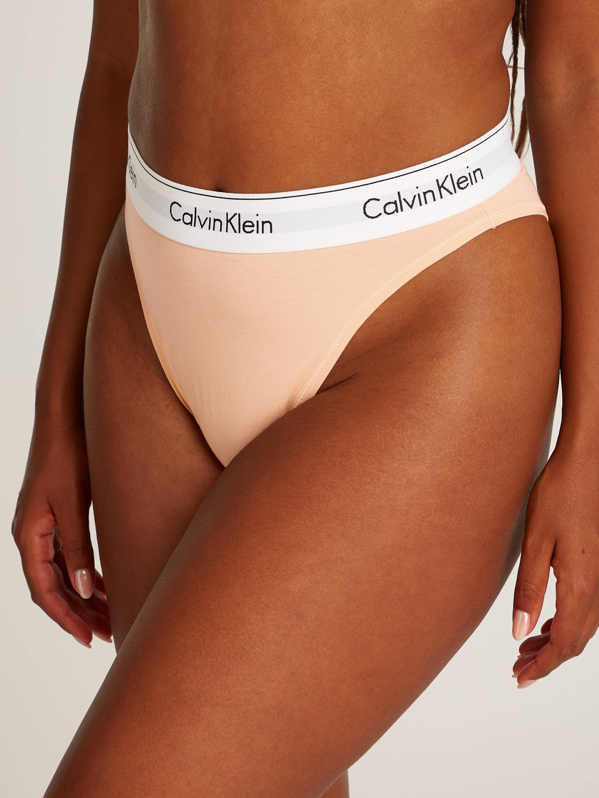 Calvin Klein Underwear Slip »HIGH LEG TANGA«, mit hohem Beinausschnitt Calvin Klein Underwear Slip »HIGH LEG TANGA«, mit hohem Beinausschnitt von Calvin Klein Underwear