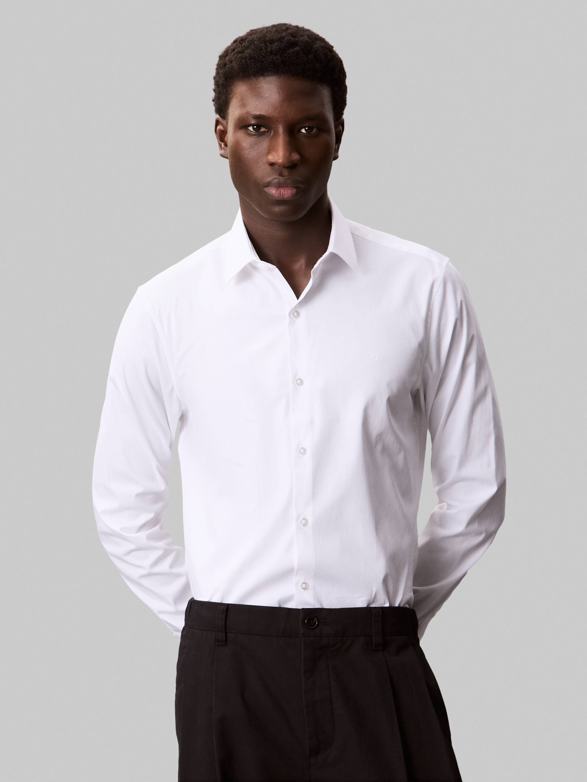 Calvin Klein Businesshemd »SLIM ESNTL POPLIN NOS STR SLD«, Mit Monogramm-Stickerei von Calvin Klein