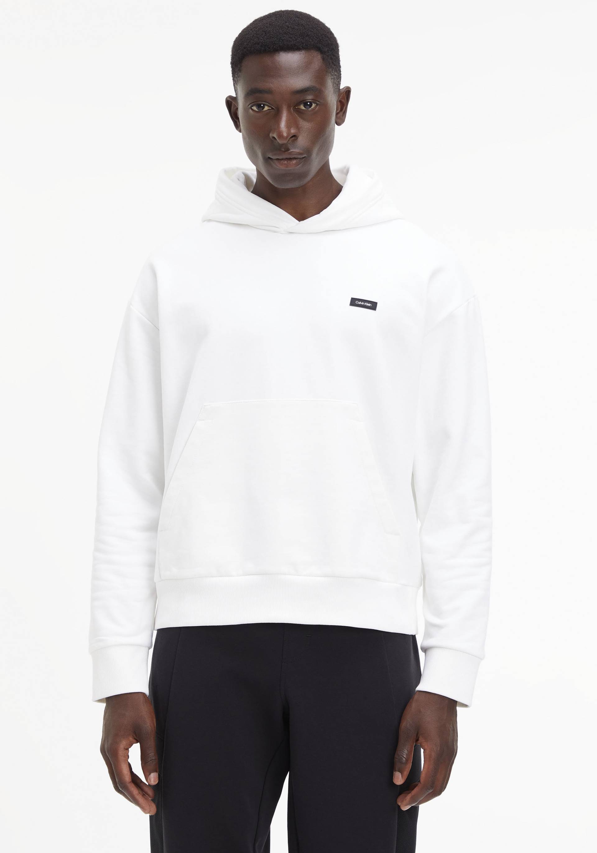 Calvin Klein Kapuzensweatshirt, mit schlichter Kapuze und Kängurutasche von Calvin Klein