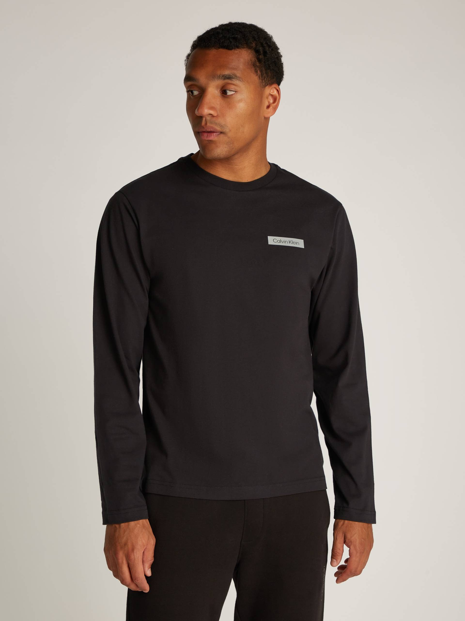 Calvin Klein Langarmshirt »STACKED COLOR BLOCK LS T-SHIRT«, mit Logoprint Calvin Klein Langarmshirt »STACKED COLOR BLOCK LS T-SHIRT«, mit Logoprint von Calvin Klein