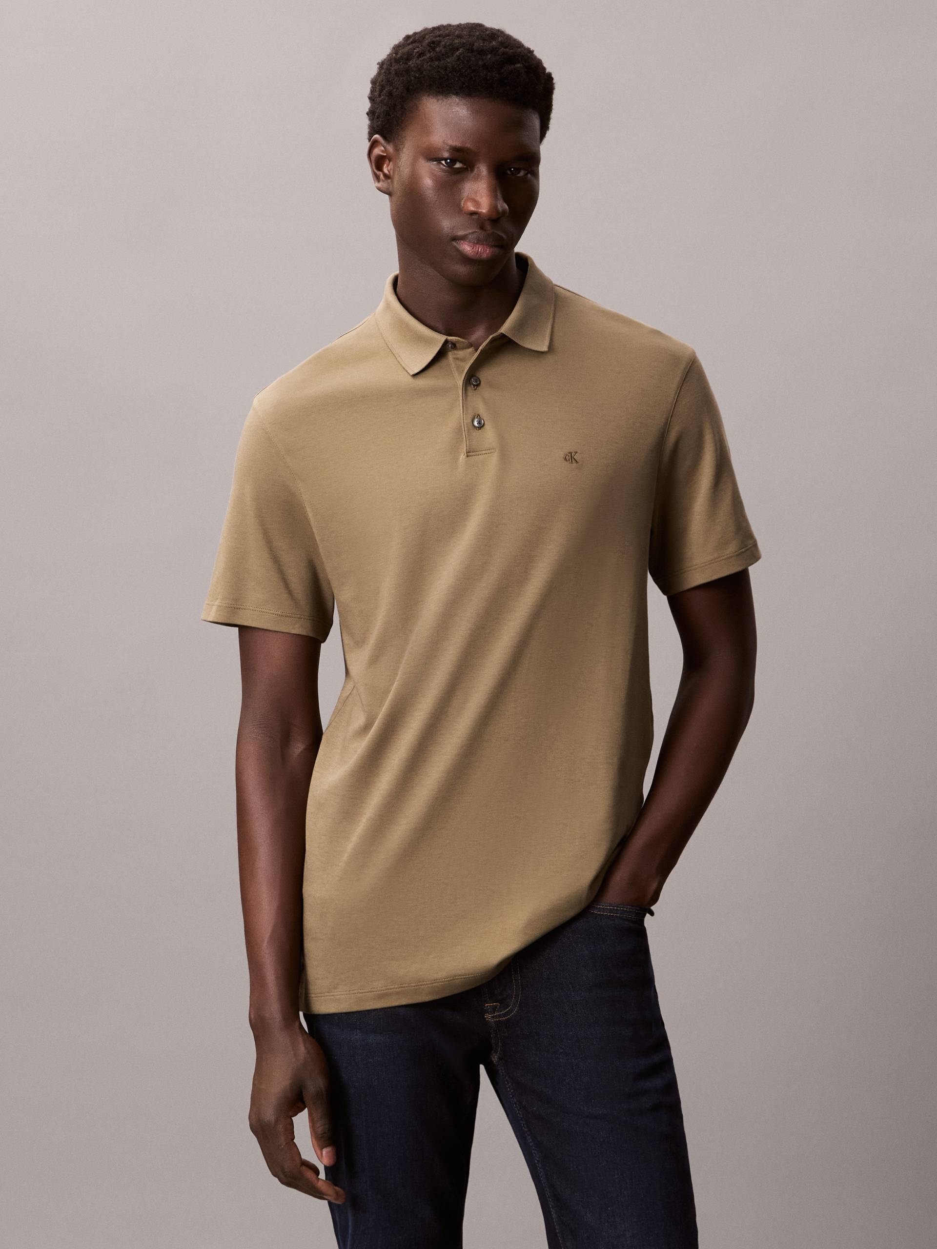 Calvin Klein Poloshirt »SS SUPIMA CHEST EMB POLO«, Mit Rundhalsausschnitt Calvin Klein Poloshirt »SS SUPIMA CHEST EMB POLO«, Mit Rundhalsausschnitt von Calvin Klein