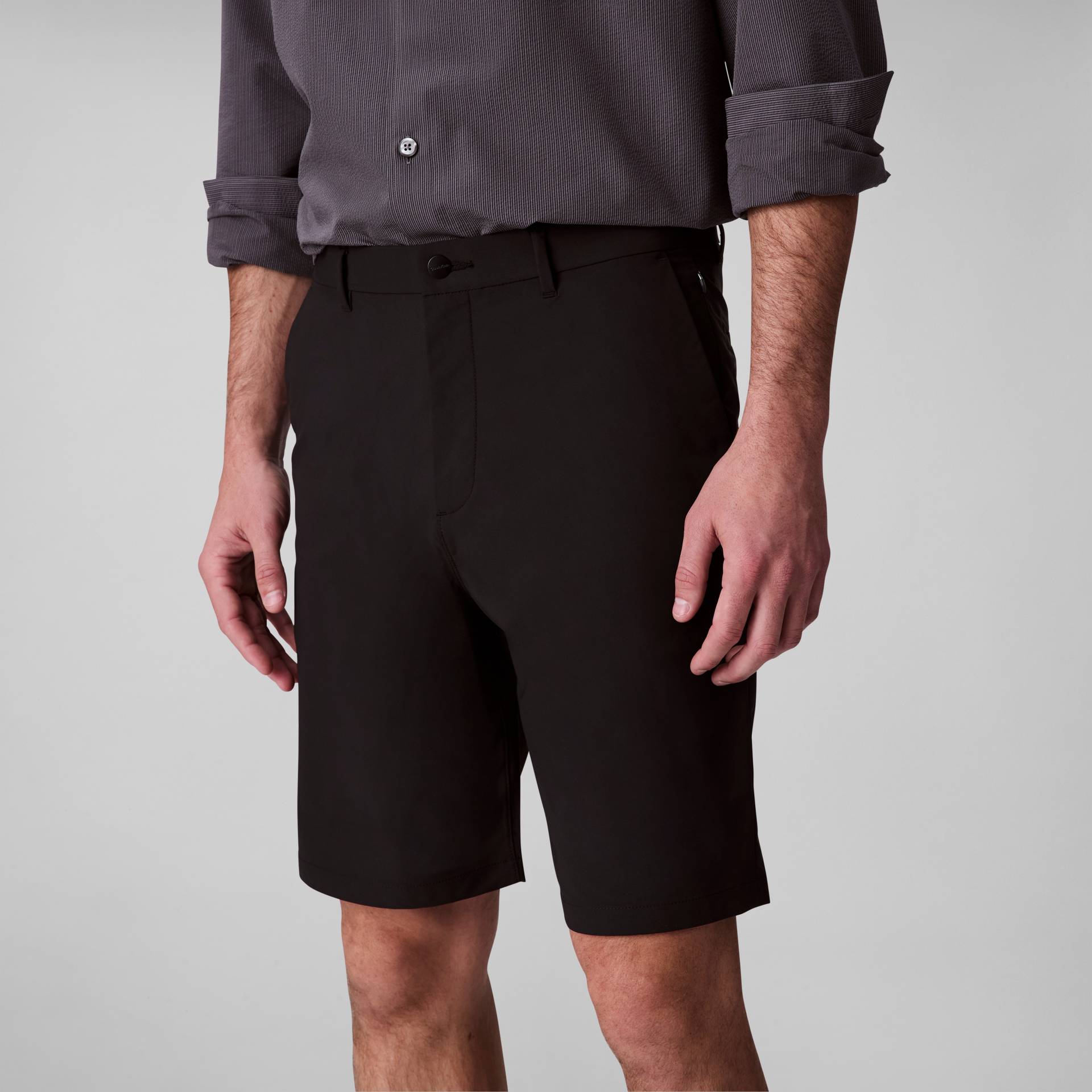 Calvin Klein Shorts »CLASSIC TECH SHORT 9 in«, Mit Gürtelschlaufen Calvin Klein Shorts »CLASSIC TECH SHORT 9 in«, Mit Gürtelschlaufen von Calvin Klein