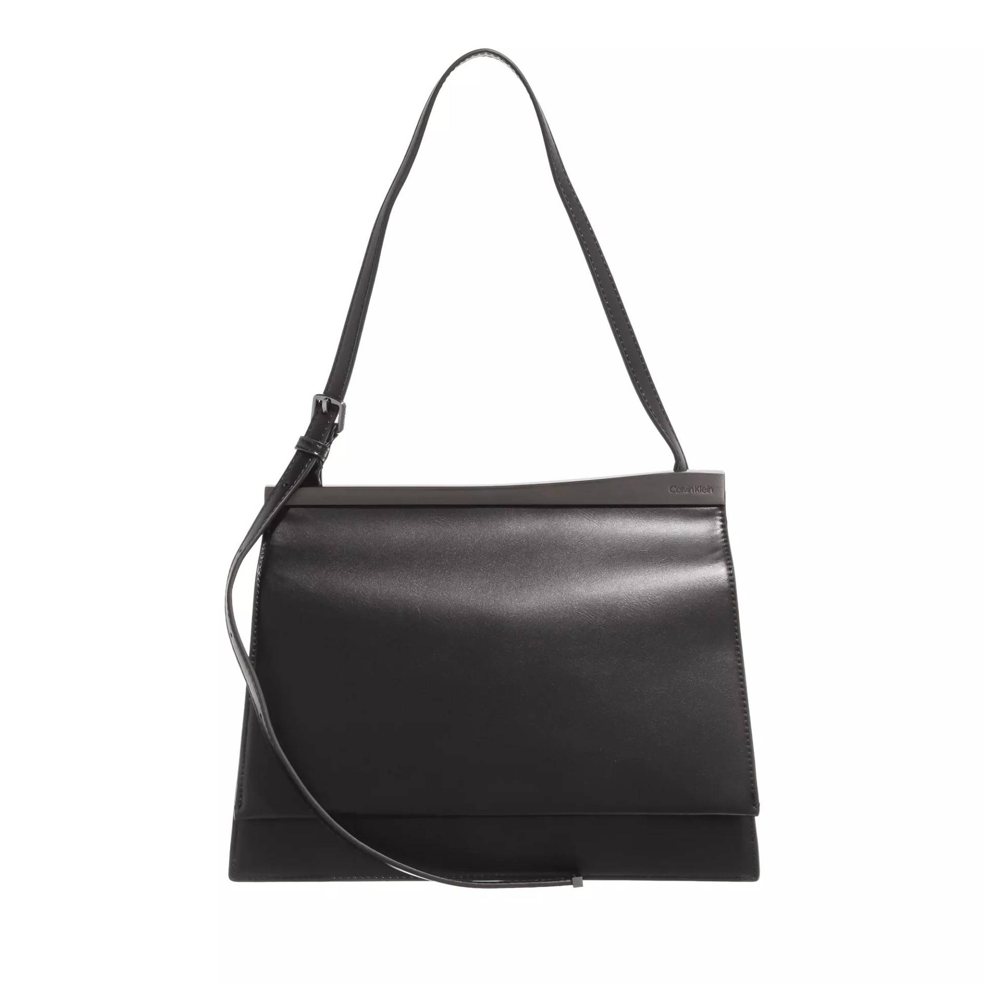 Calvin Klein Umhängetasche - Metal Edge Shoulder Bag Medium W/ Flap - Gr. unisize - in Schwarz - für Damen von Calvin Klein